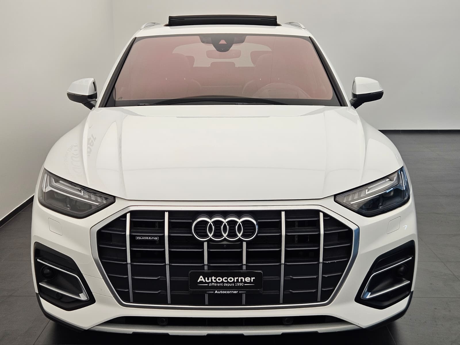 AUDI Q5 50 TFSI e PHEV advanced quattro S-tronic-showroom-element-3