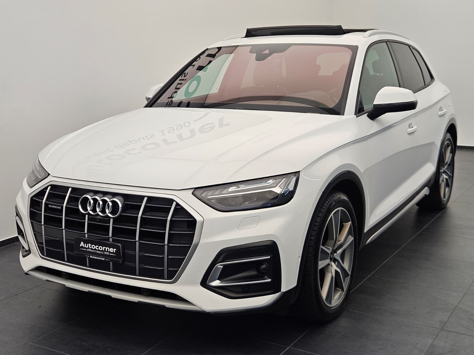 AUDI Q5 50 TFSI e PHEV advanced quattro S-tronic-showroom-element-2