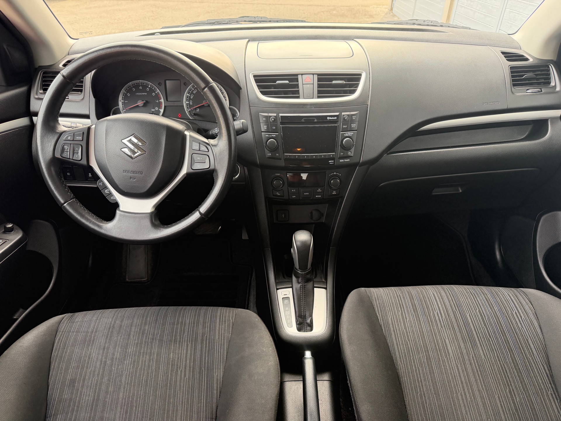 SUZUKI Swift 1.2i 16V Sergio Cellano Top Automatic-image-4