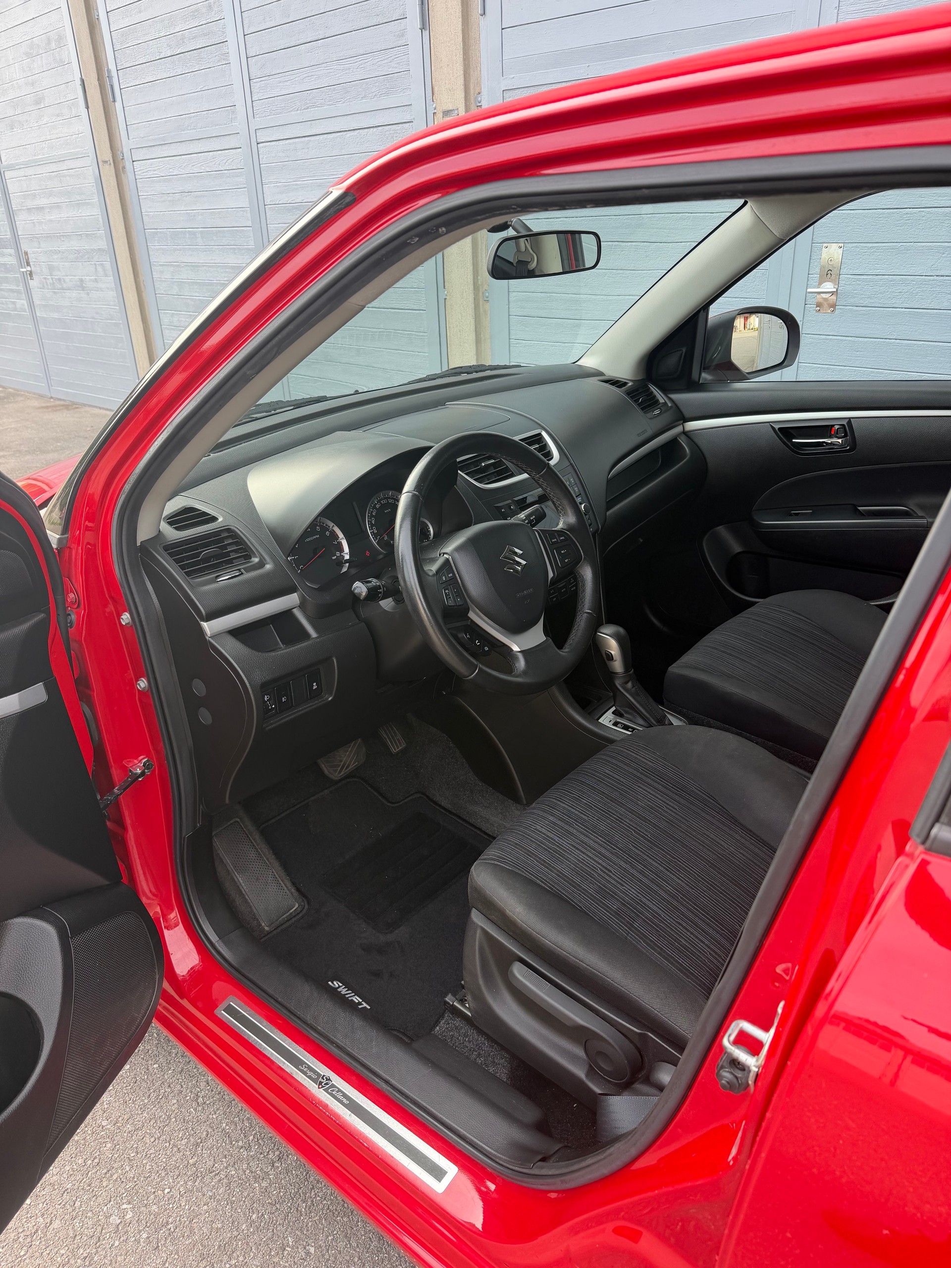 SUZUKI Swift 1.2i 16V Sergio Cellano Top Automatic-image-5