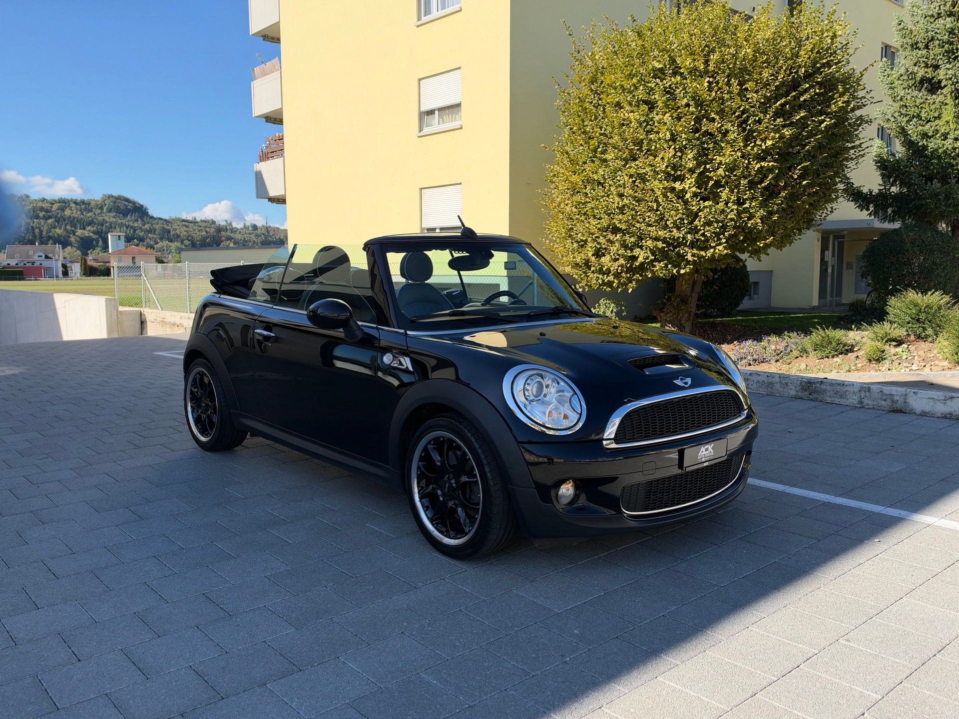 MINI Cooper S Cabriolet Steptronic-image-6