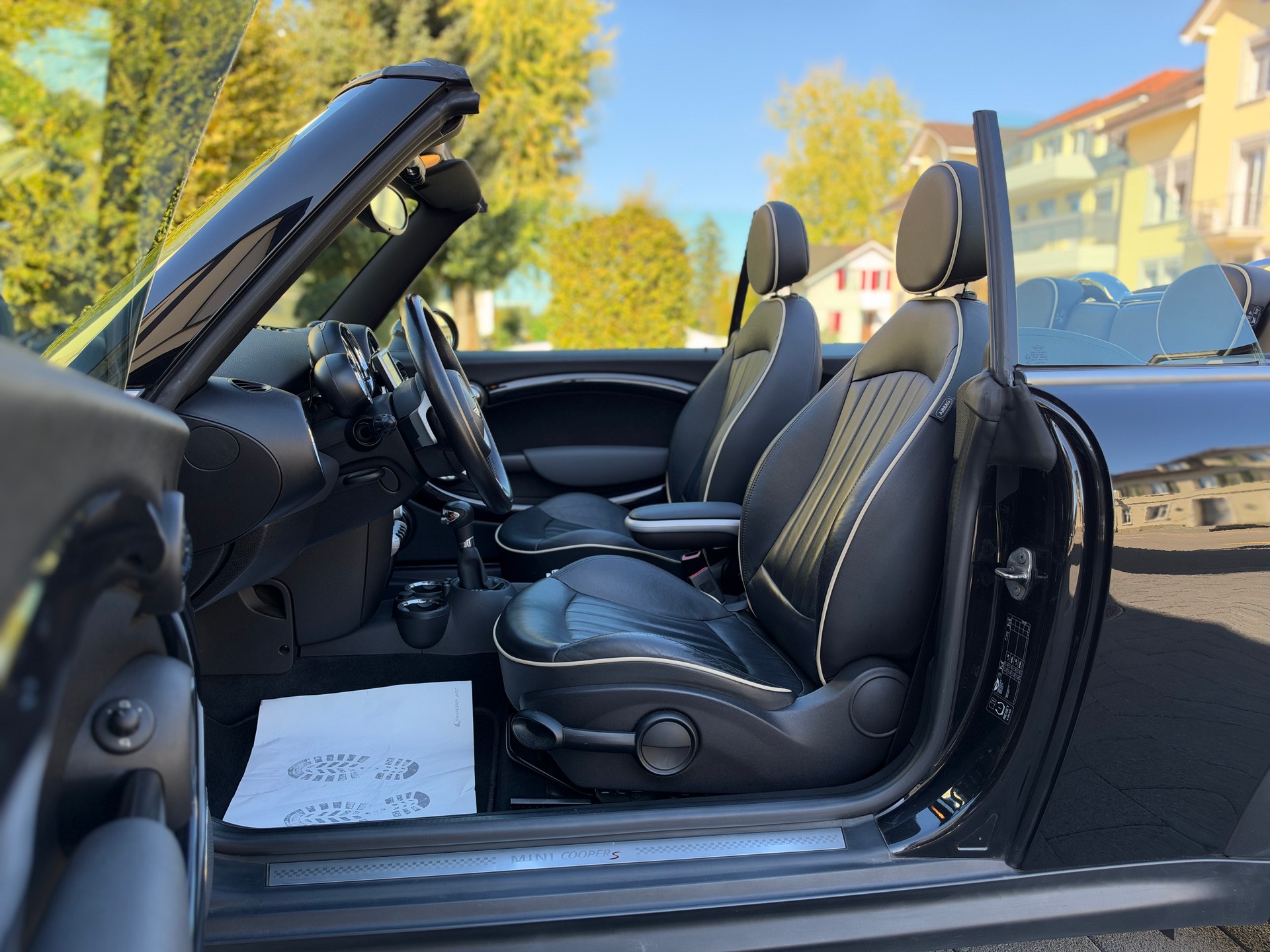 MINI Cooper S Cabriolet Steptronic-image-12