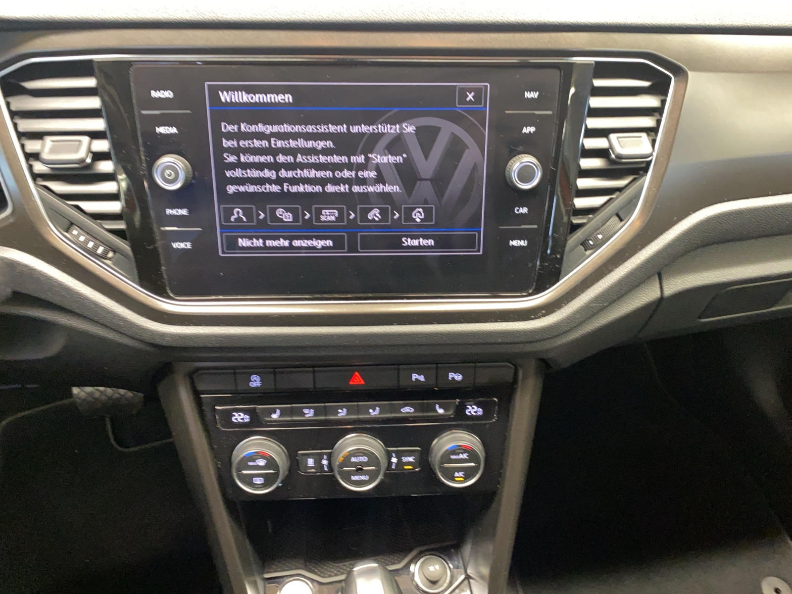 VW T-Roc 2.0 TSI Advance DSG 4Motion-image-10