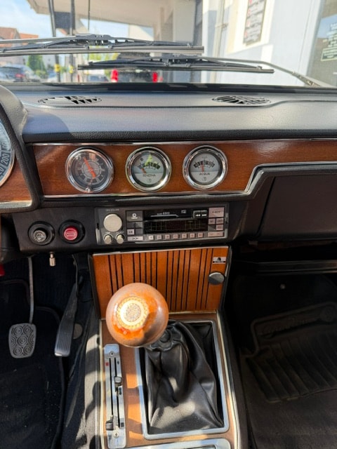 ALFA ROMEO 2000-image-5