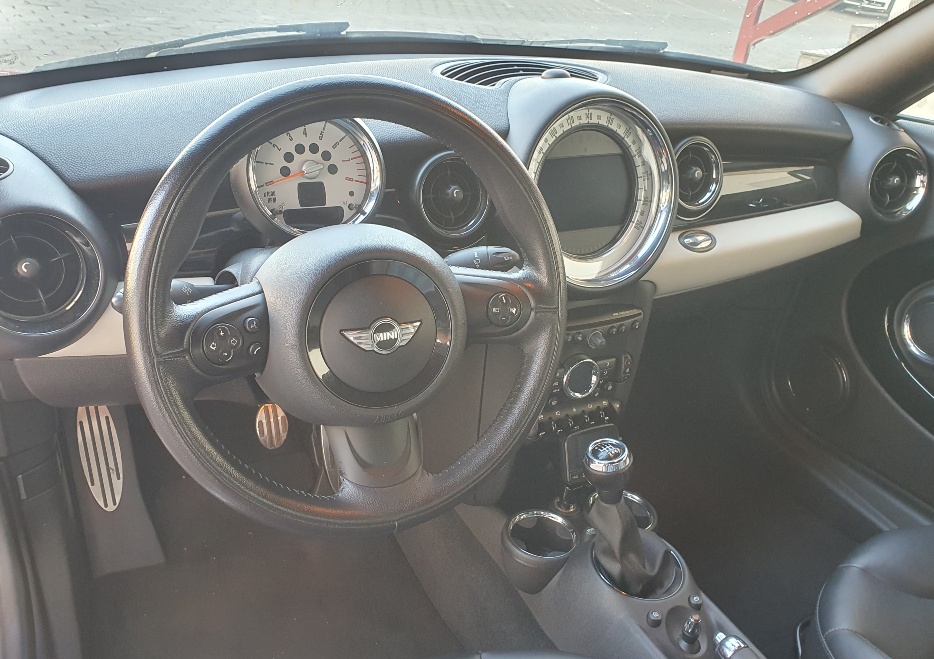MINI Cooper S Coupé-image-5