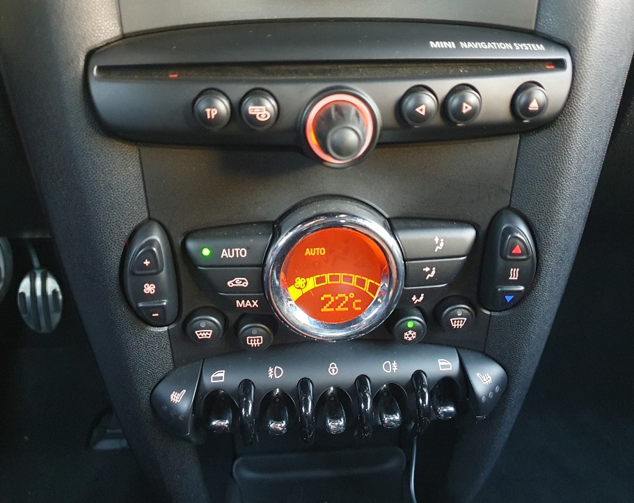 MINI Cooper S Coupé-image-9