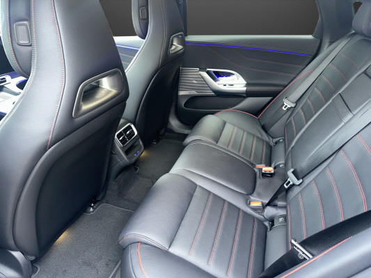 MERCEDES-BENZ C 400 94 kWh 4Matic-image-6