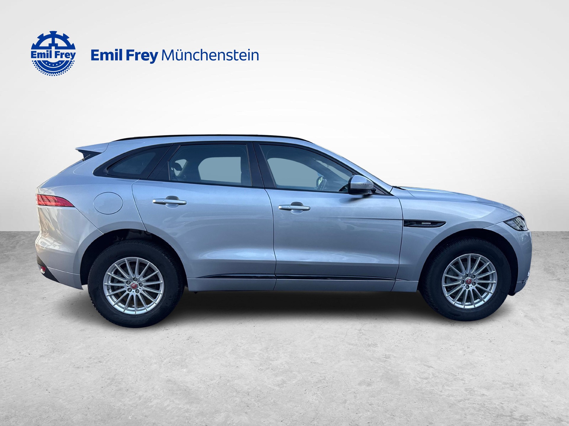 JAGUAR F-Pace 2.0 D 180 R-Sport AWD-image-5