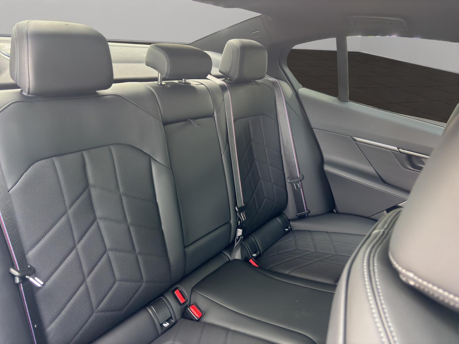 BMW 5er Reihe G60 520d xDrive-image-20