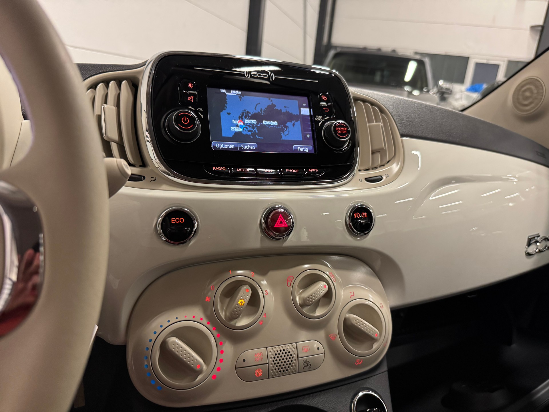 FIAT 500C 0.9 Twinair Lounge Dualogic-image-27