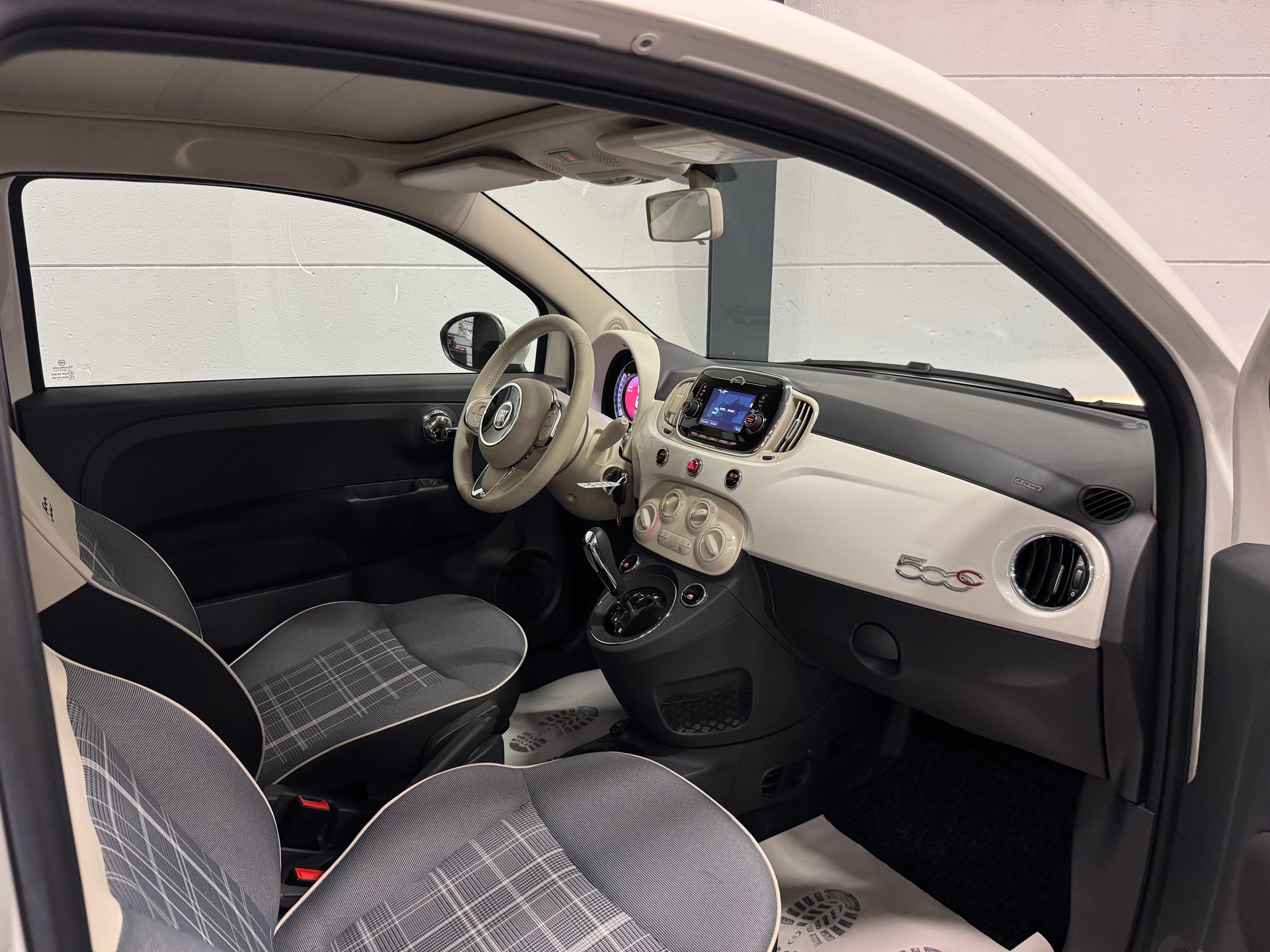 FIAT 500C 0.9 Twinair Lounge Dualogic-image-21