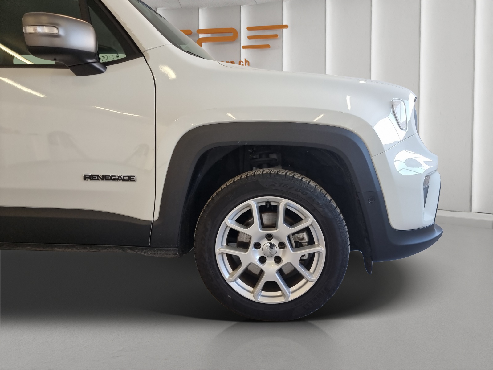 JEEP Renegade 1.3 Turbo Limited AWD-image-15