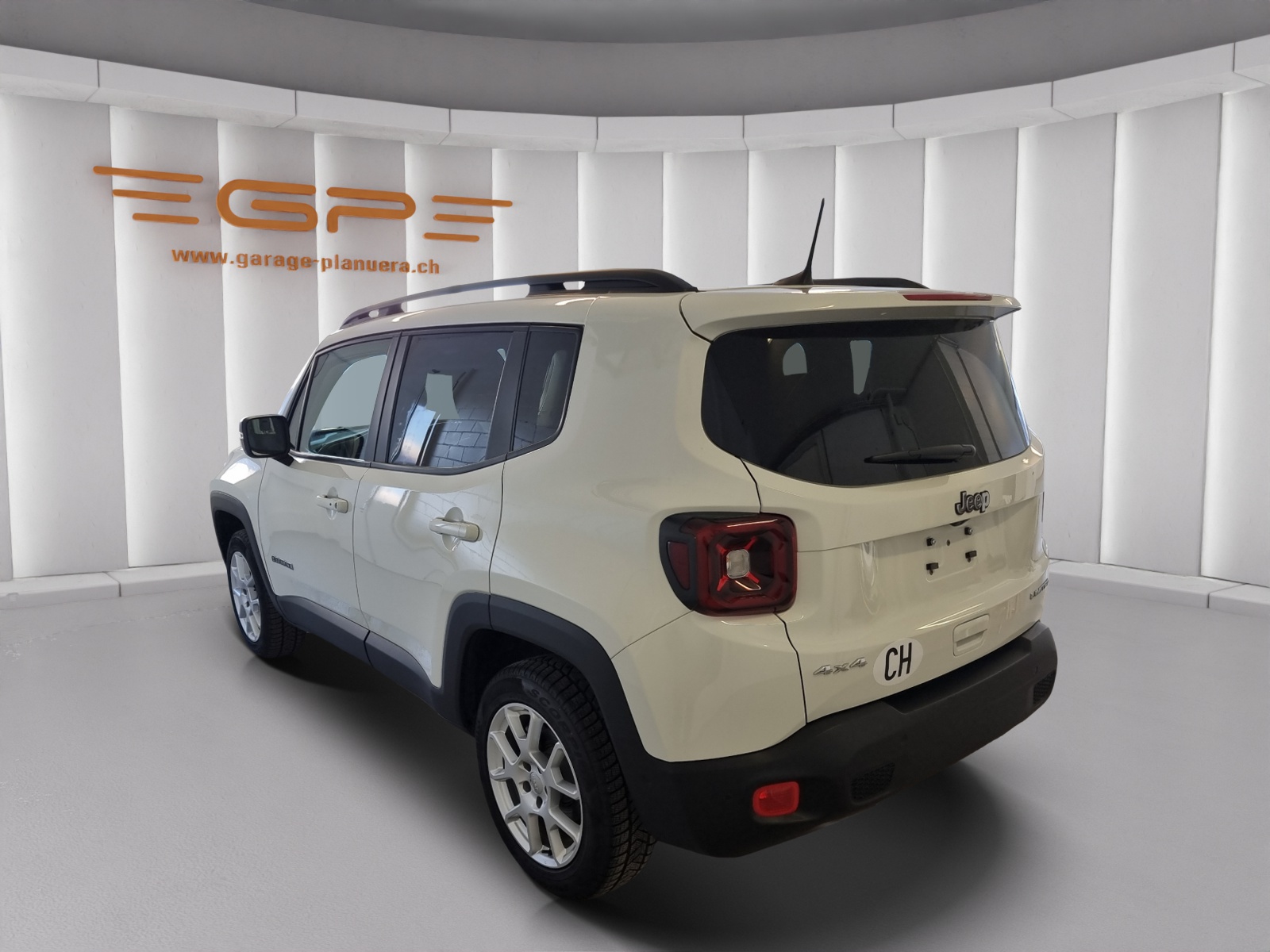 JEEP Renegade 1.3 Turbo Limited AWD-image-4