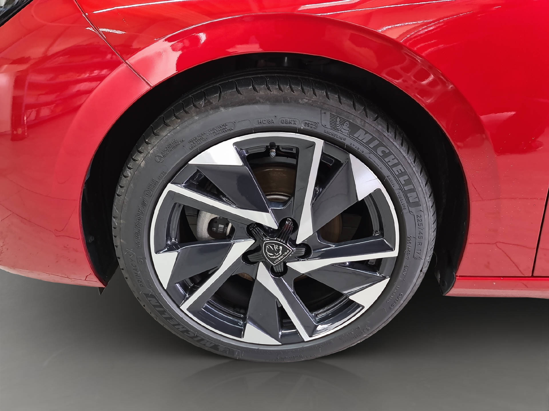 PEUGEOT 308 1.2 PureTech Allure Pack-image-14