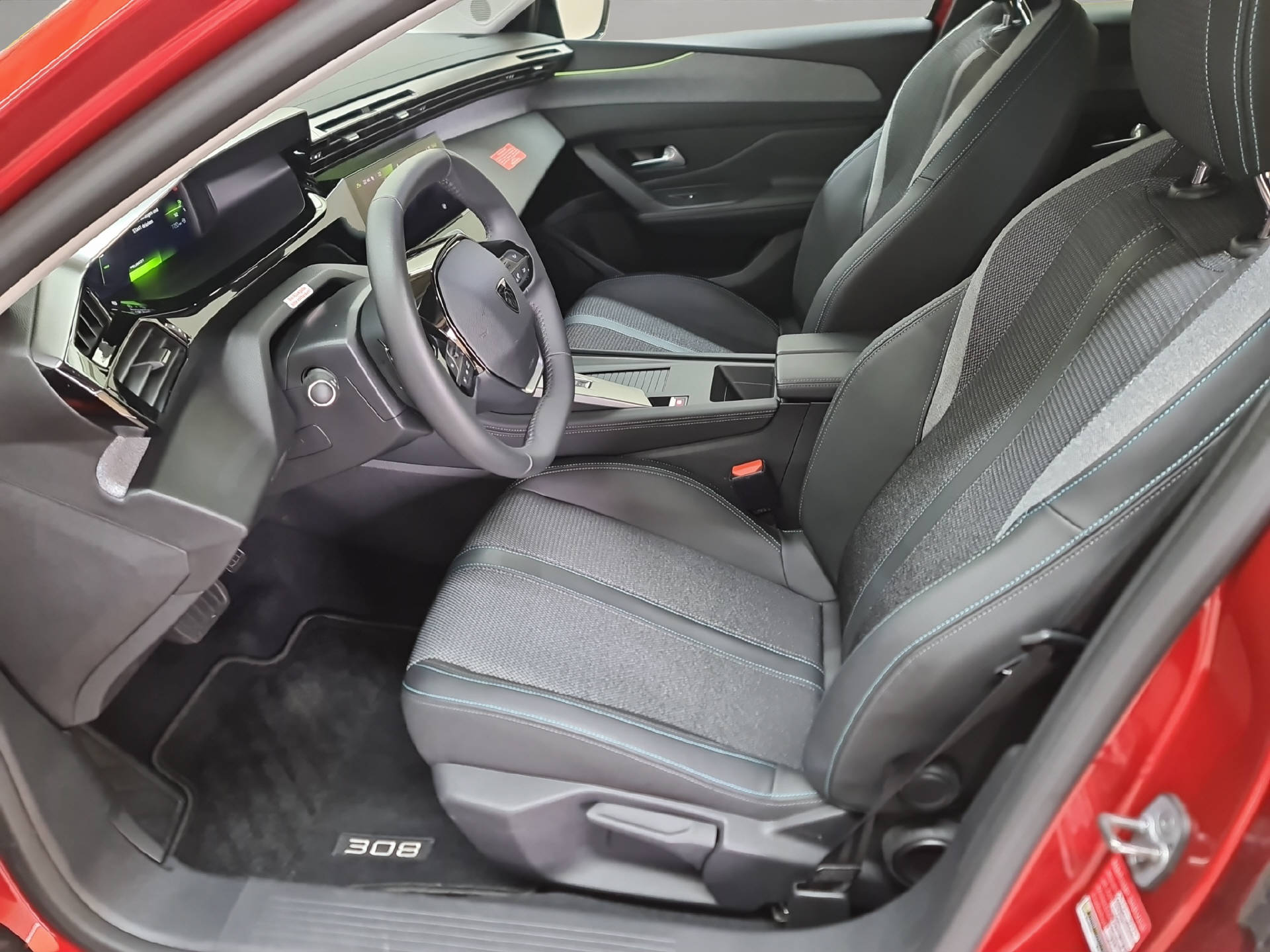 PEUGEOT 308 1.2 PureTech Allure Pack-image-5