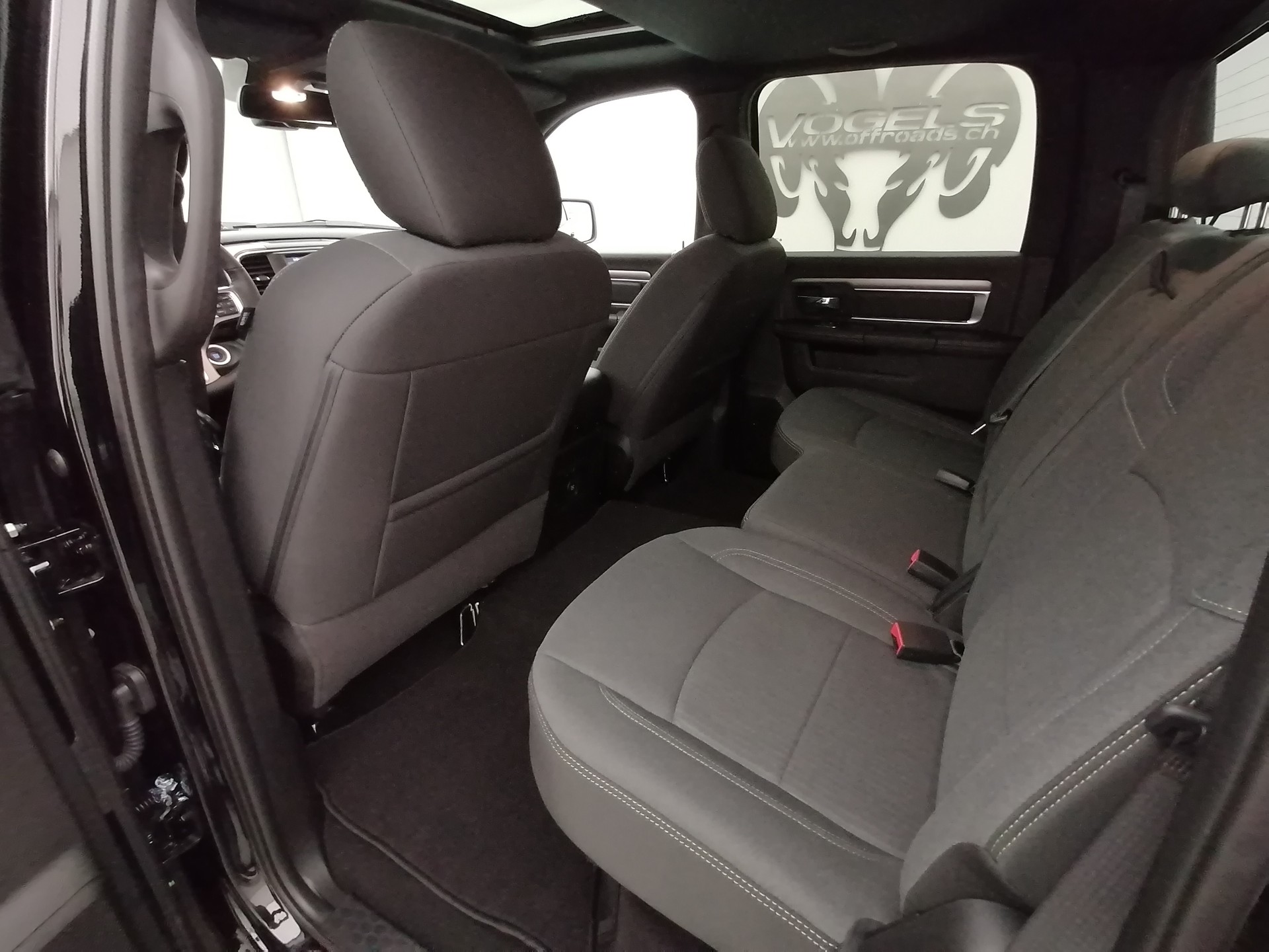 DODGE Ram 1500 5.7 V8 Warlock Crew Cab 10.5T-image-10