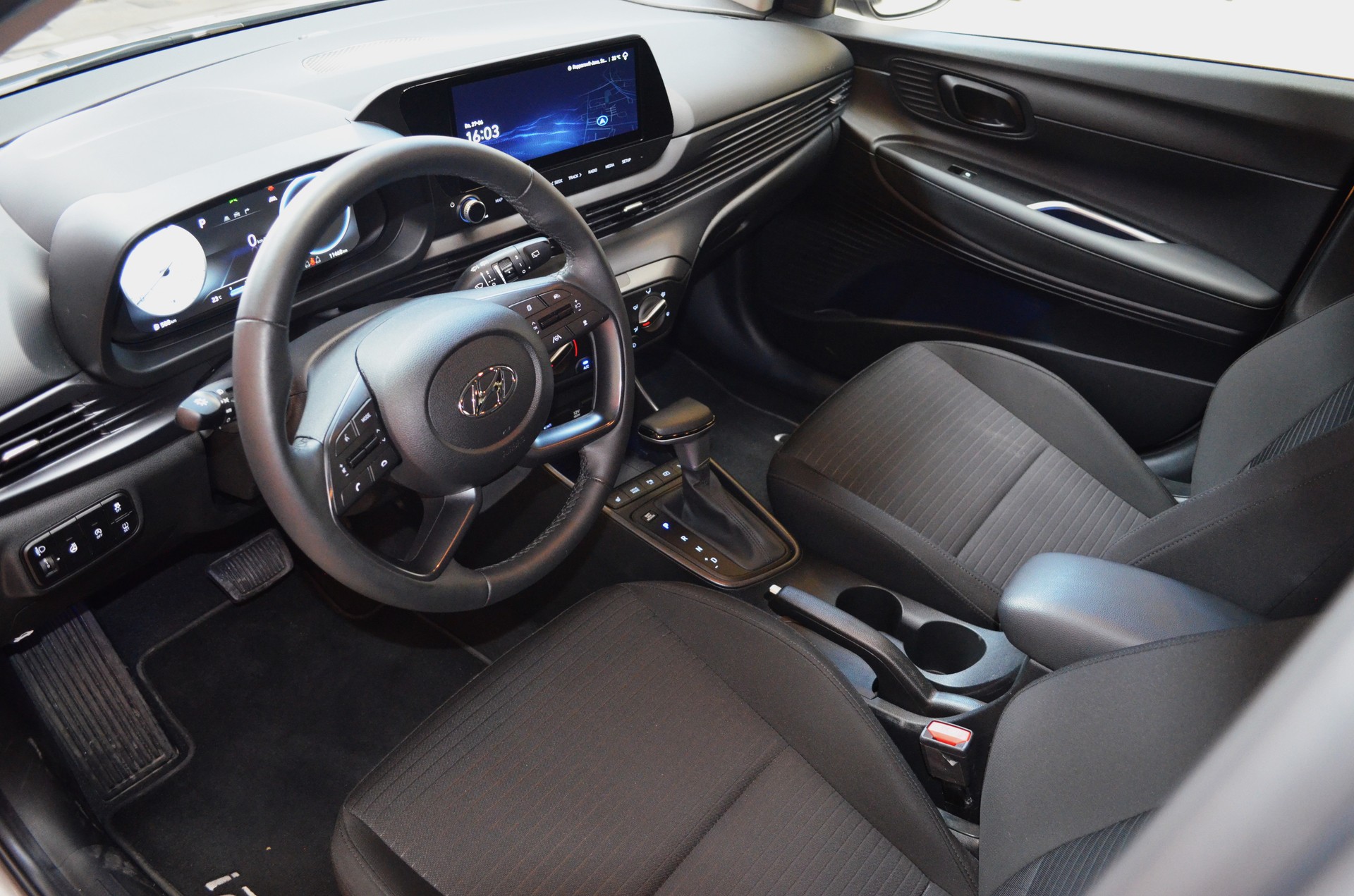 HYUNDAI i20 1.0 T-GDi Amplia DCT-image-7