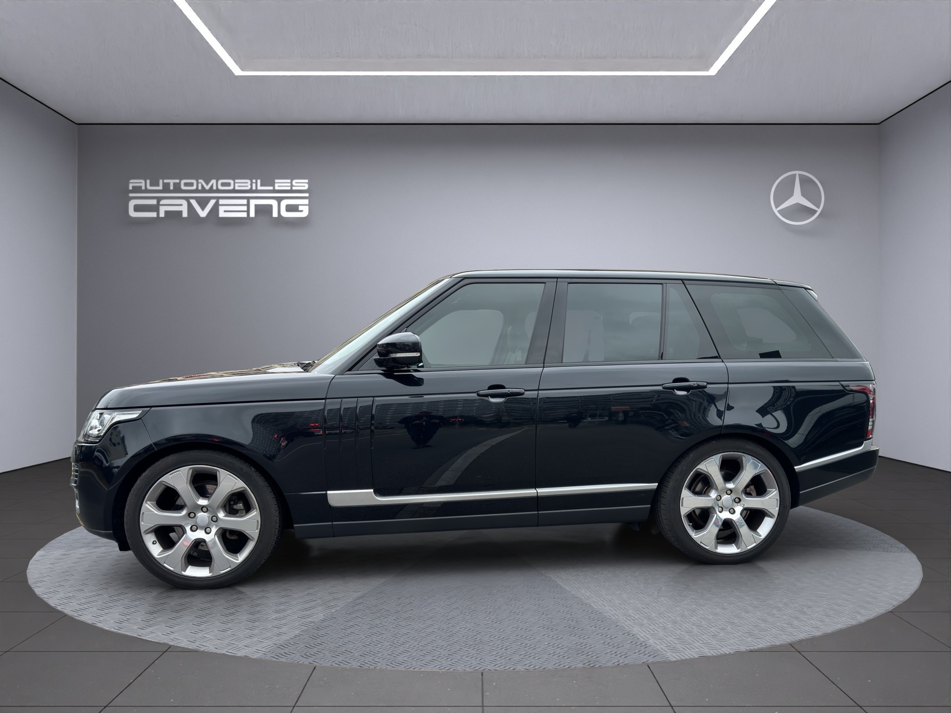 LAND ROVER Range Rover 3.0 TDV6 Vogue Automatic-image-1