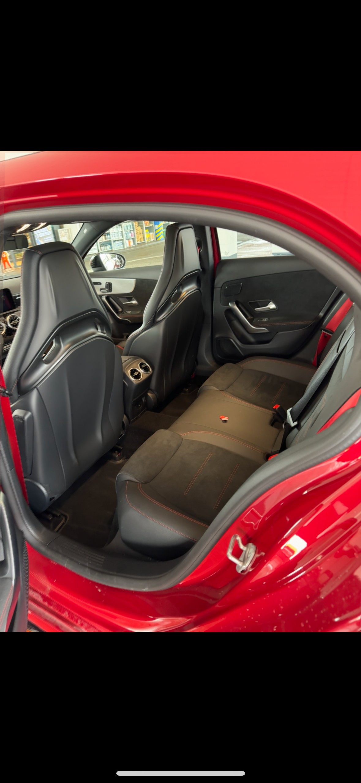 MERCEDES-BENZ A 35 AMG 4Matic Speedshift *leasing möglich*-image-3