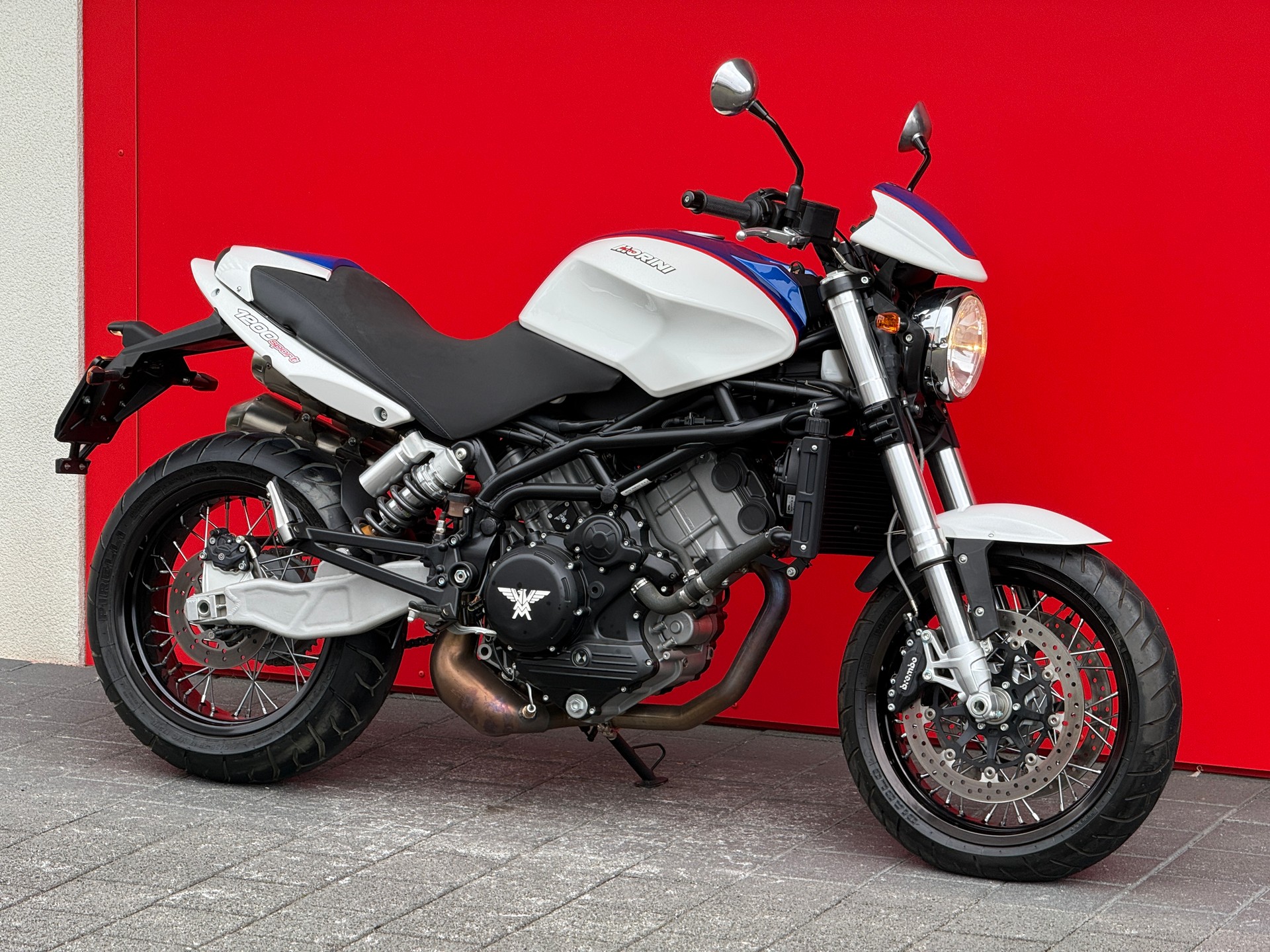 MOTO MORINI Sport 1200-showroom-element-3
