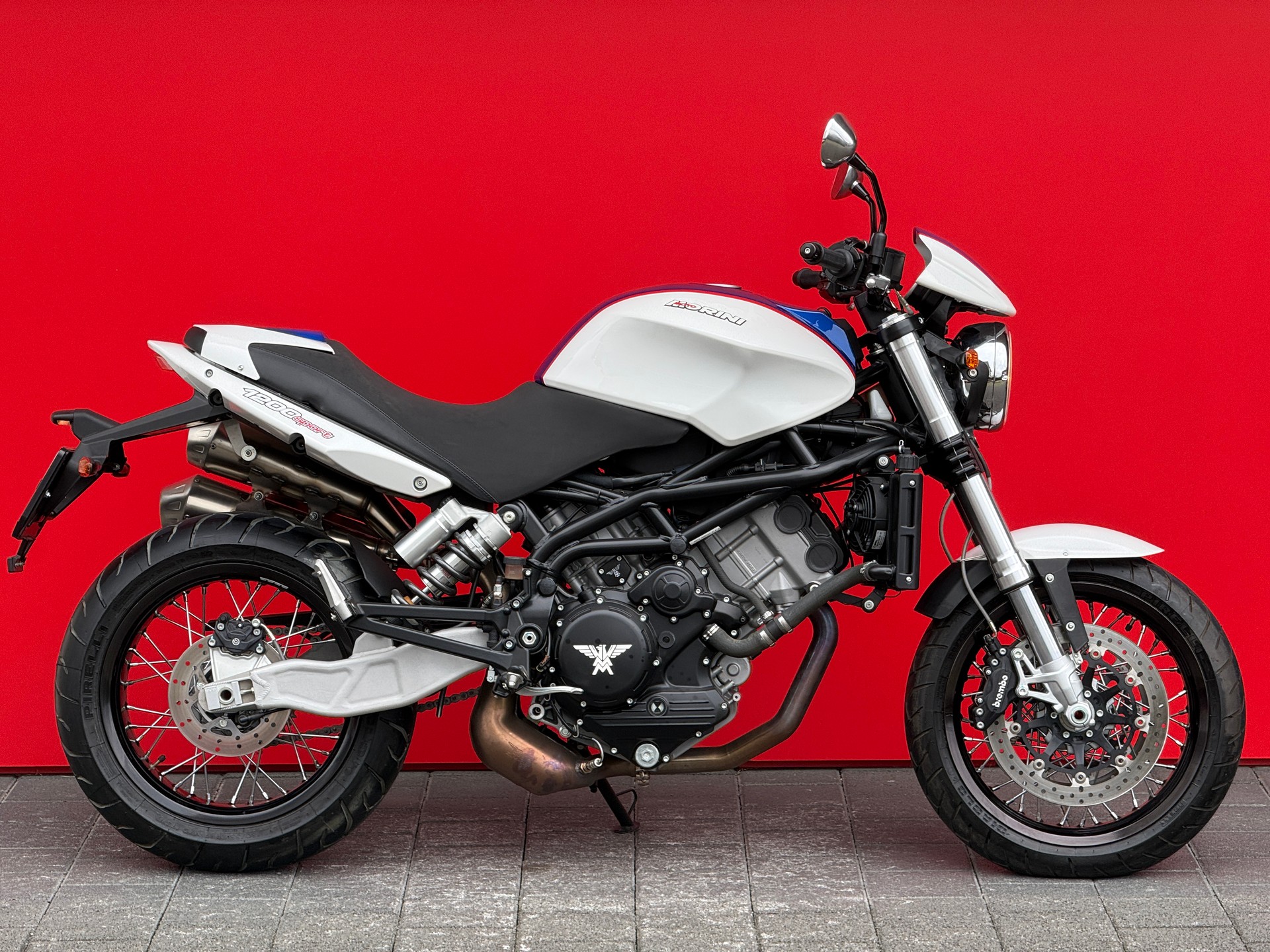 MOTO MORINI Sport 1200-showroom-element-1