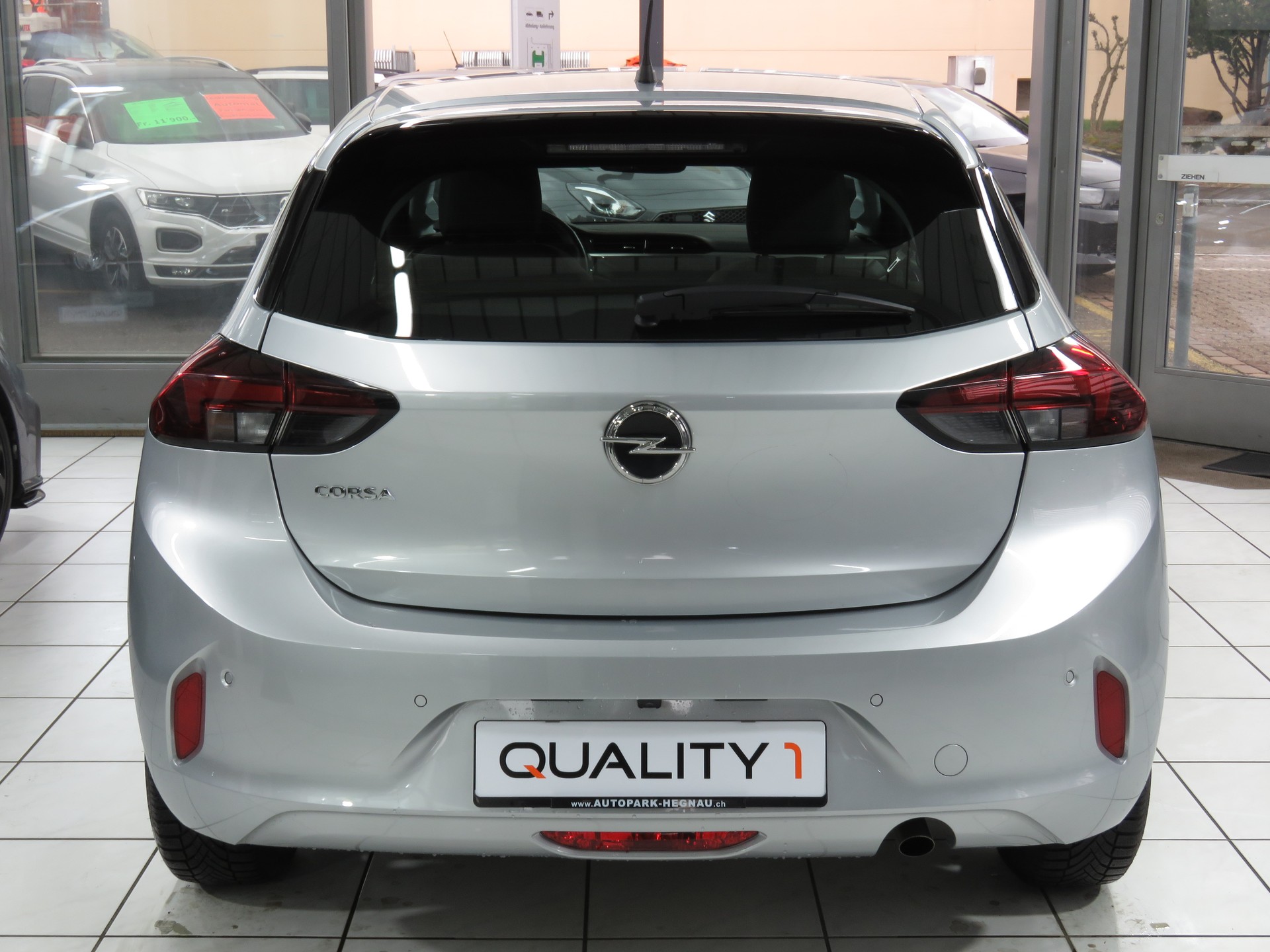 OPEL Corsa 1.2 TP Elegance (Automat)-image-4