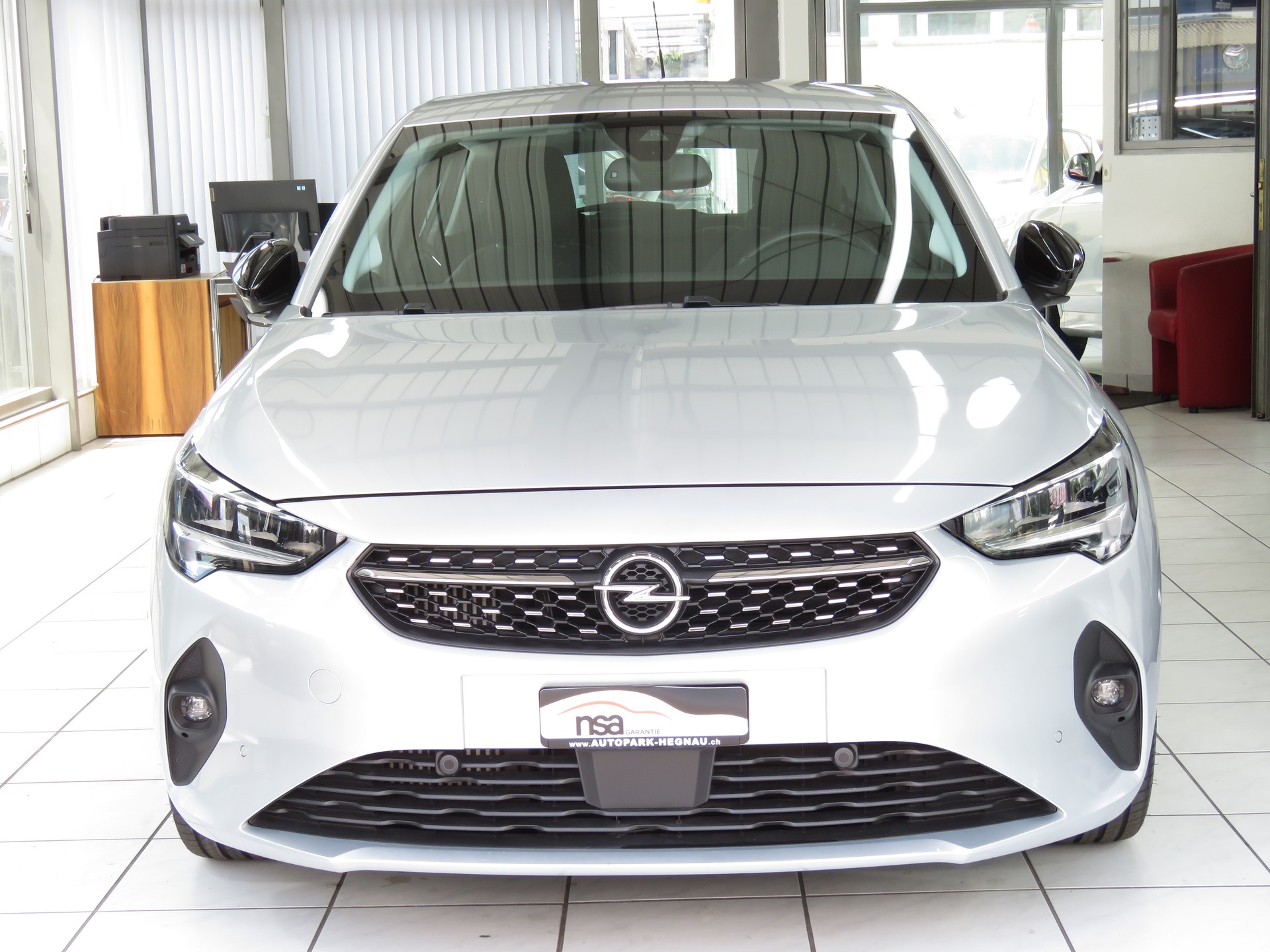 OPEL Corsa 1.2 TP Elegance (Automat)-image-1
