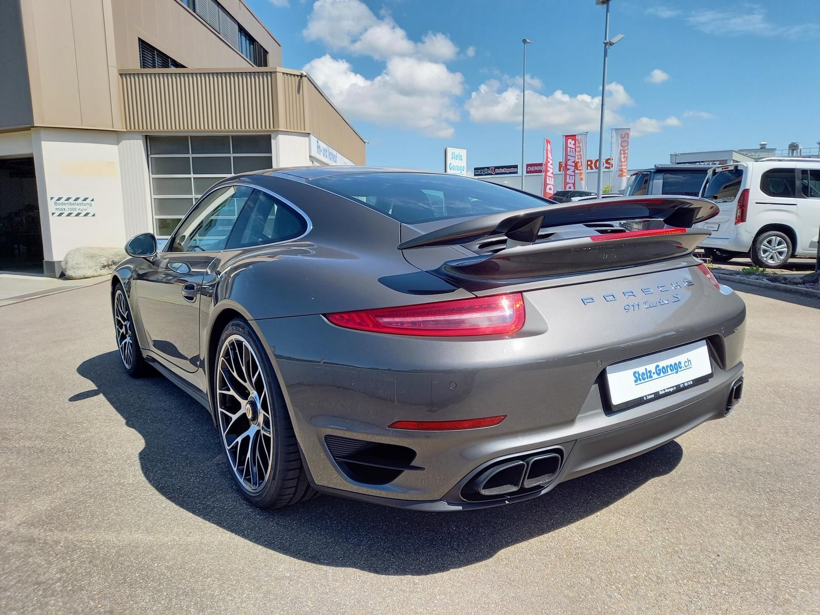 PORSCHE 911 Turbo S PDK-image-3