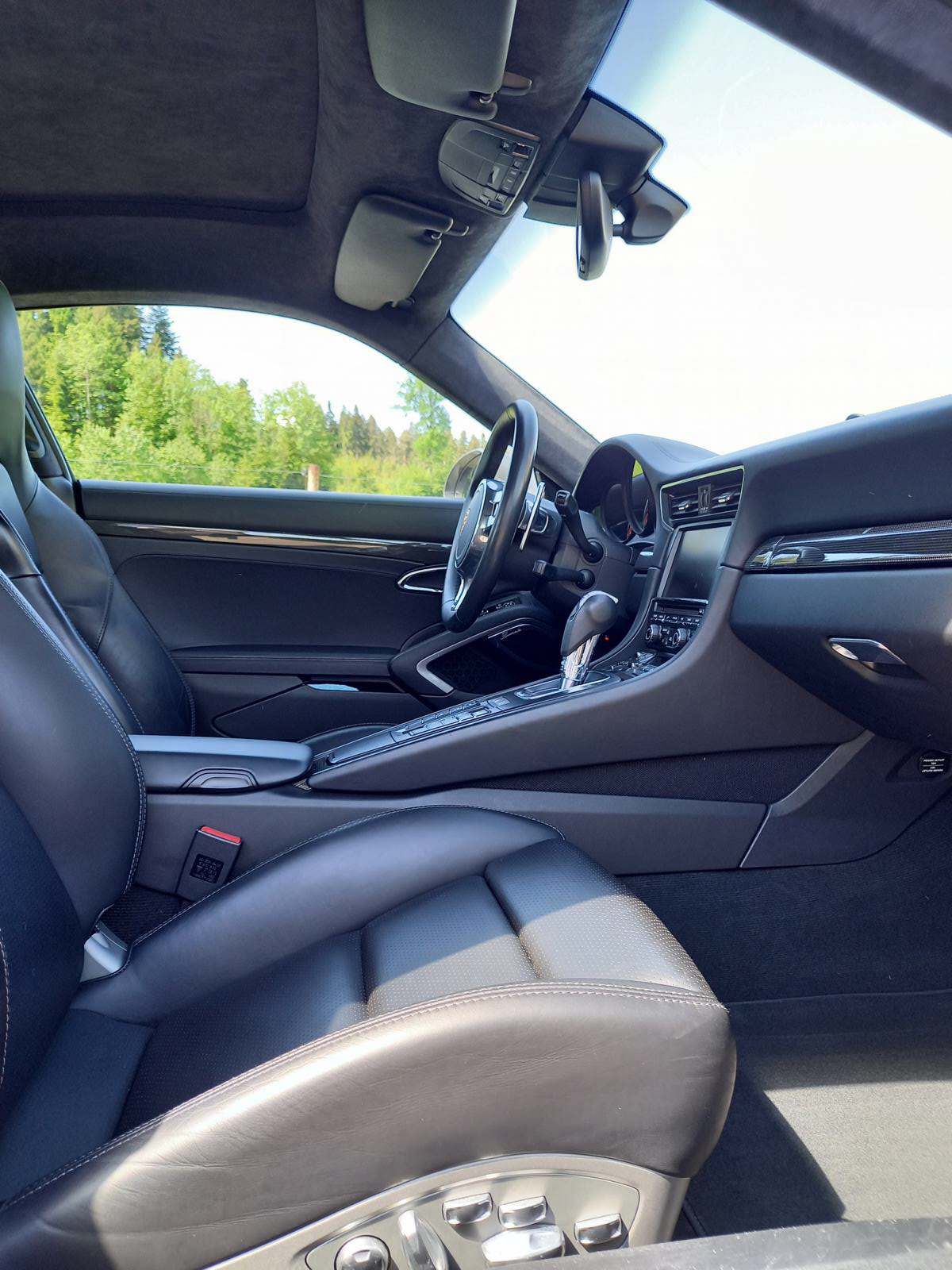 PORSCHE 911 Turbo S PDK-image-13