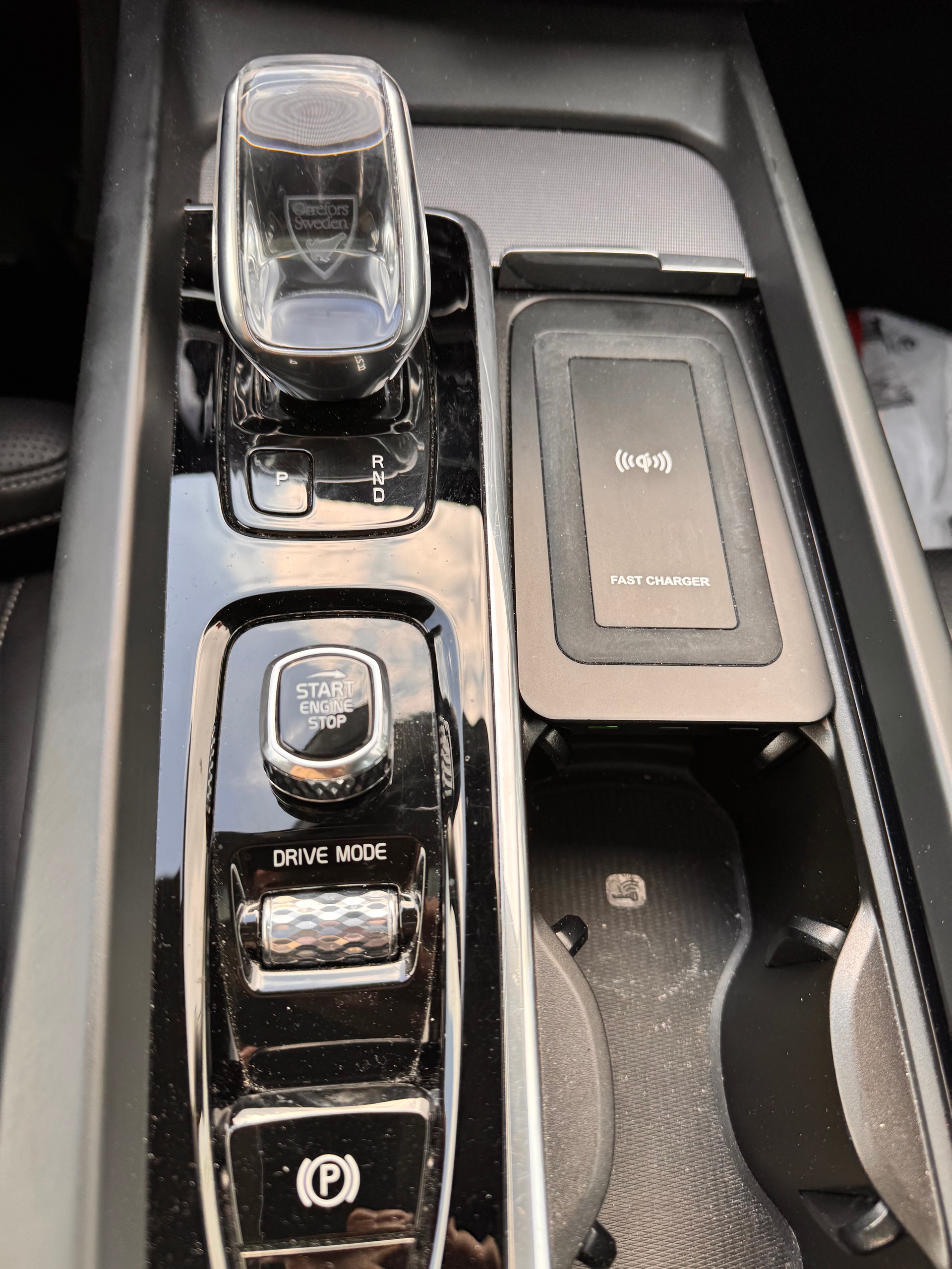 VOLVO XC60 T8 eAWD Inscription Geartronic-image-8