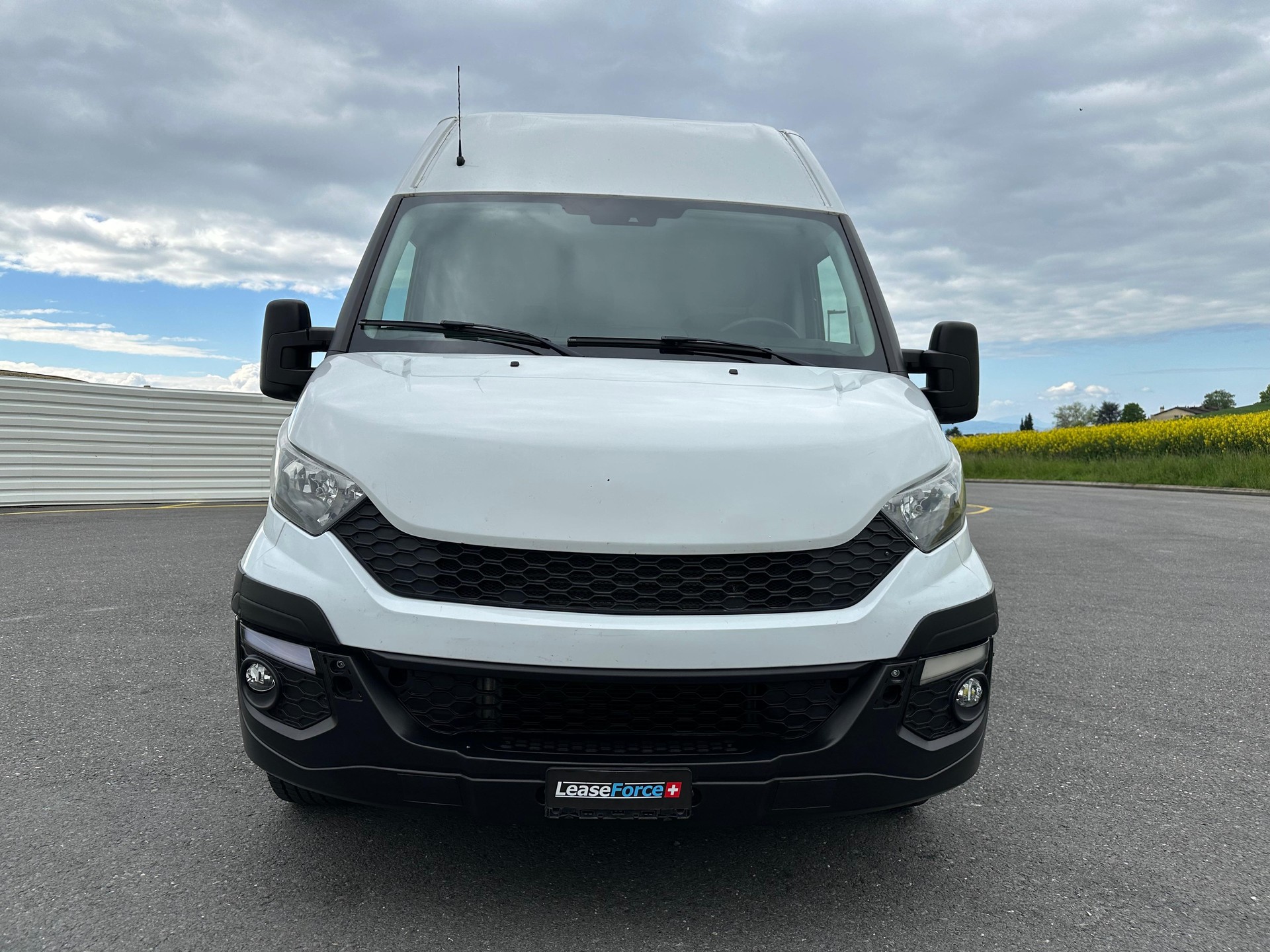 IVECO 35 S 17 V-image-22