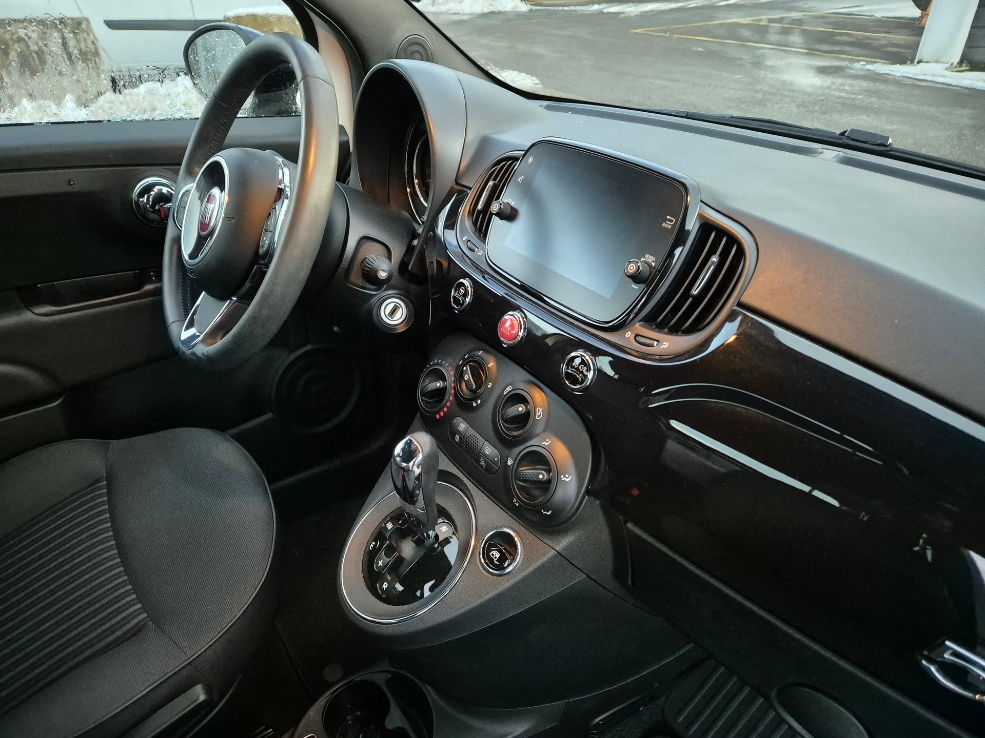 FIAT 500 1.2 Lounge Dualogic-image-3