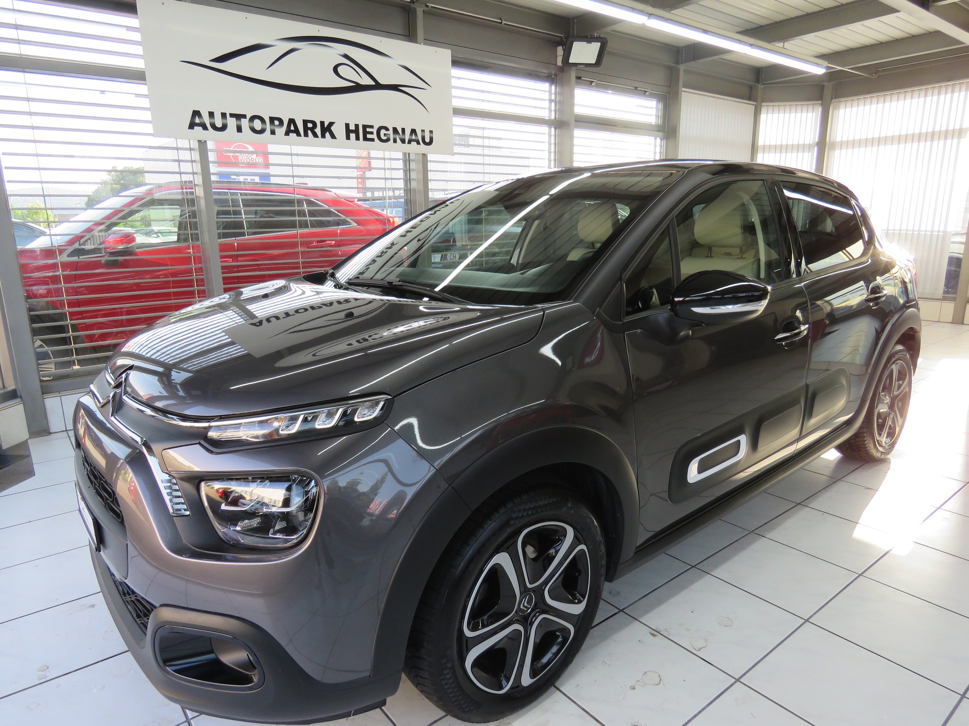 CITROEN C3 1.2i PureTech Swiss Edition EAT6 (Automat)