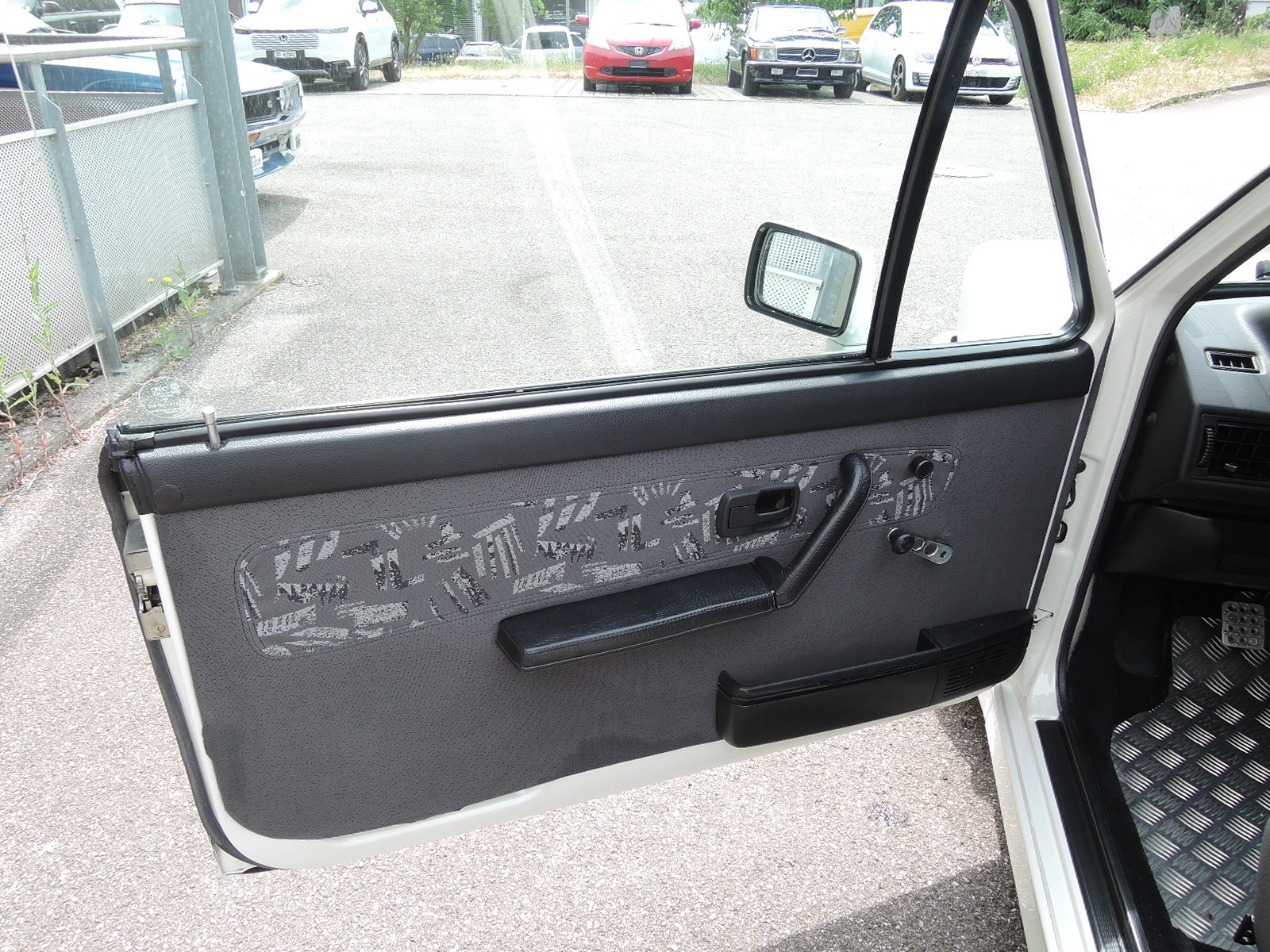 VW Golf Cabriolet 1800 GL Quartett/Special/White-image-5