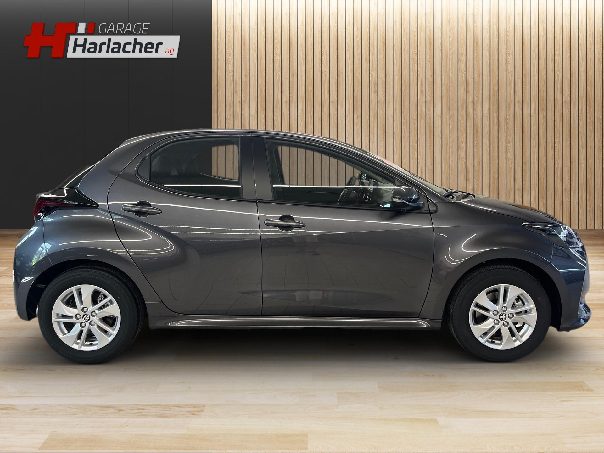 TOYOTA Yaris 1.5 Comfort e-CVT-image-3