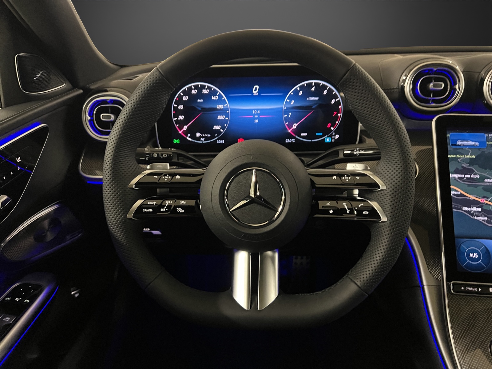 MERCEDES-BENZ C 300 T 4 Matic-image-10