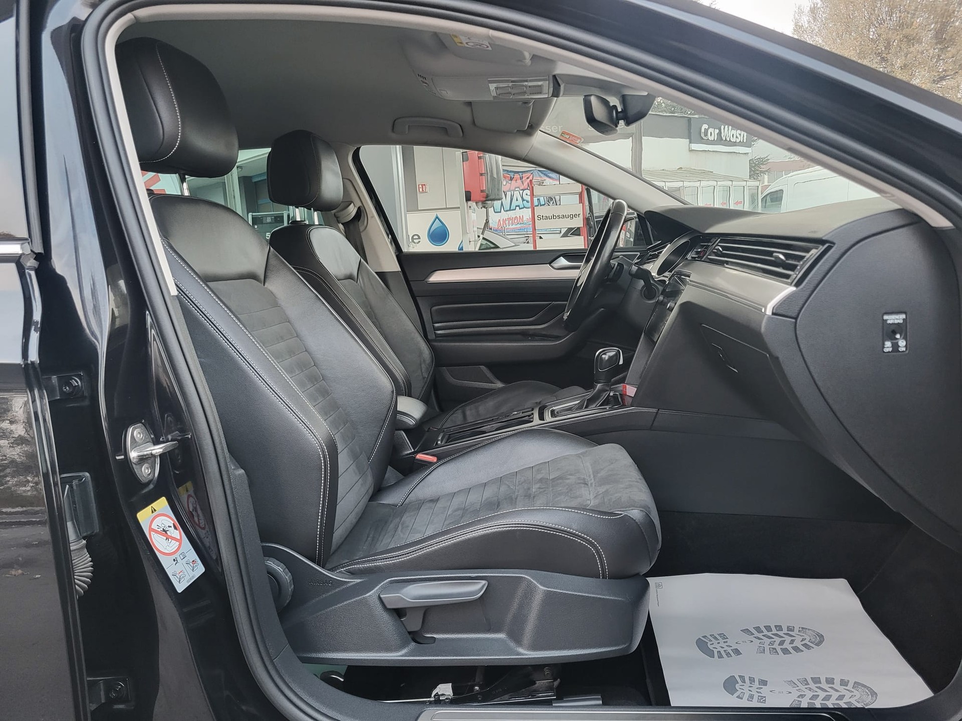 VW Passat 2.0 TDI BMT Business 4Motion DSG-image-15