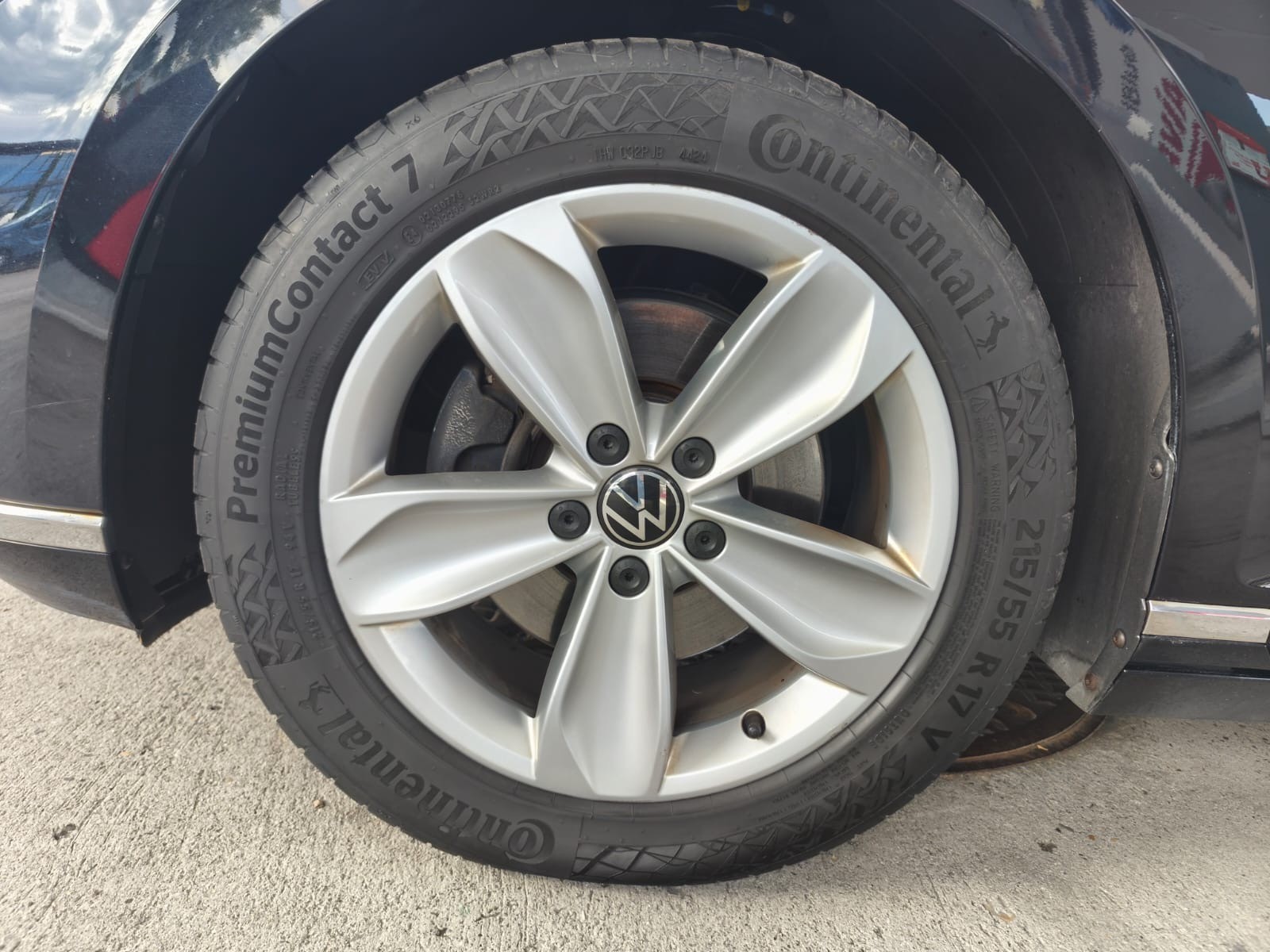 VW Passat 2.0 TDI BMT Business 4Motion DSG-image-26
