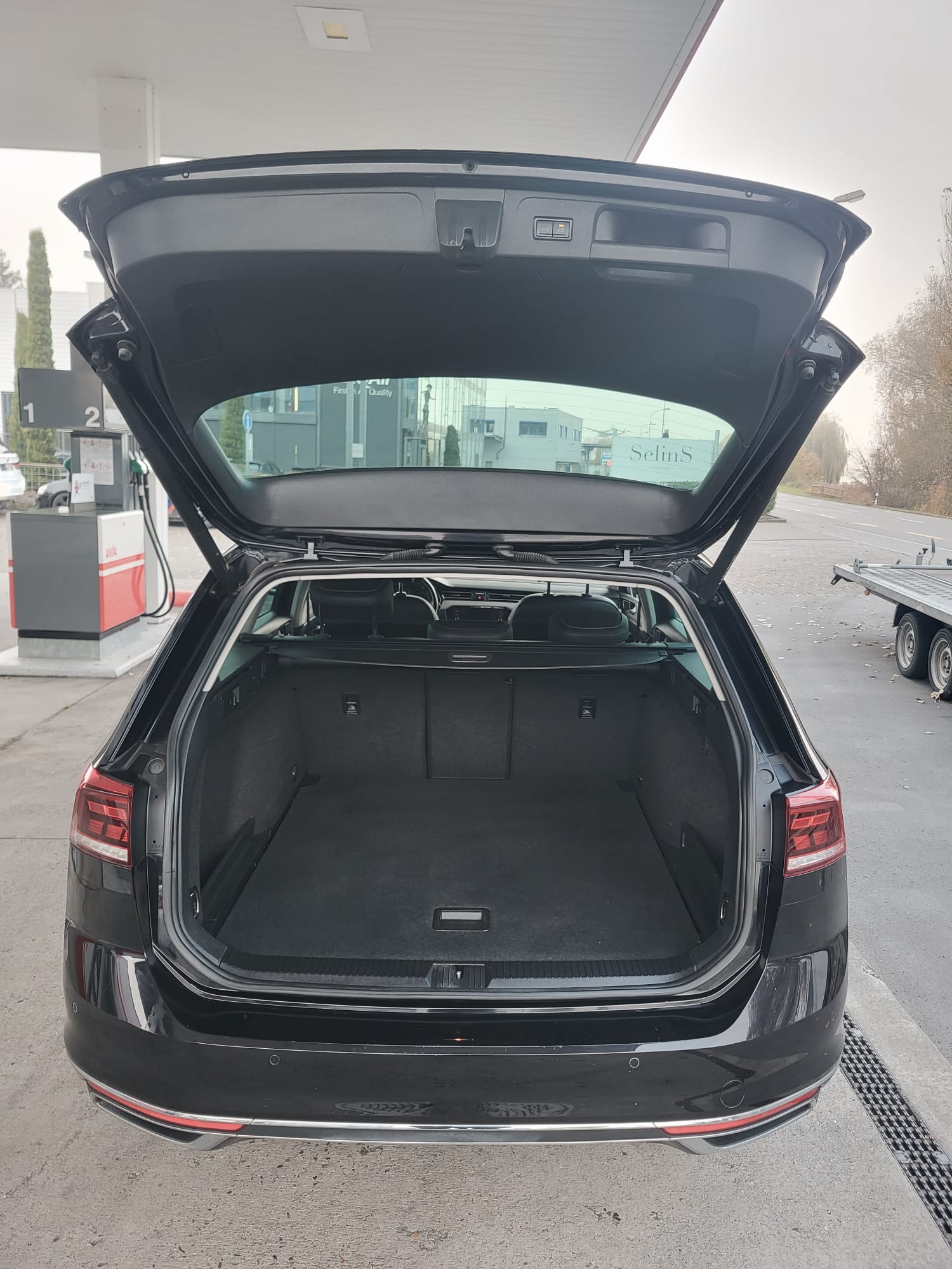 VW Passat 2.0 TDI BMT Business 4Motion DSG-image-8