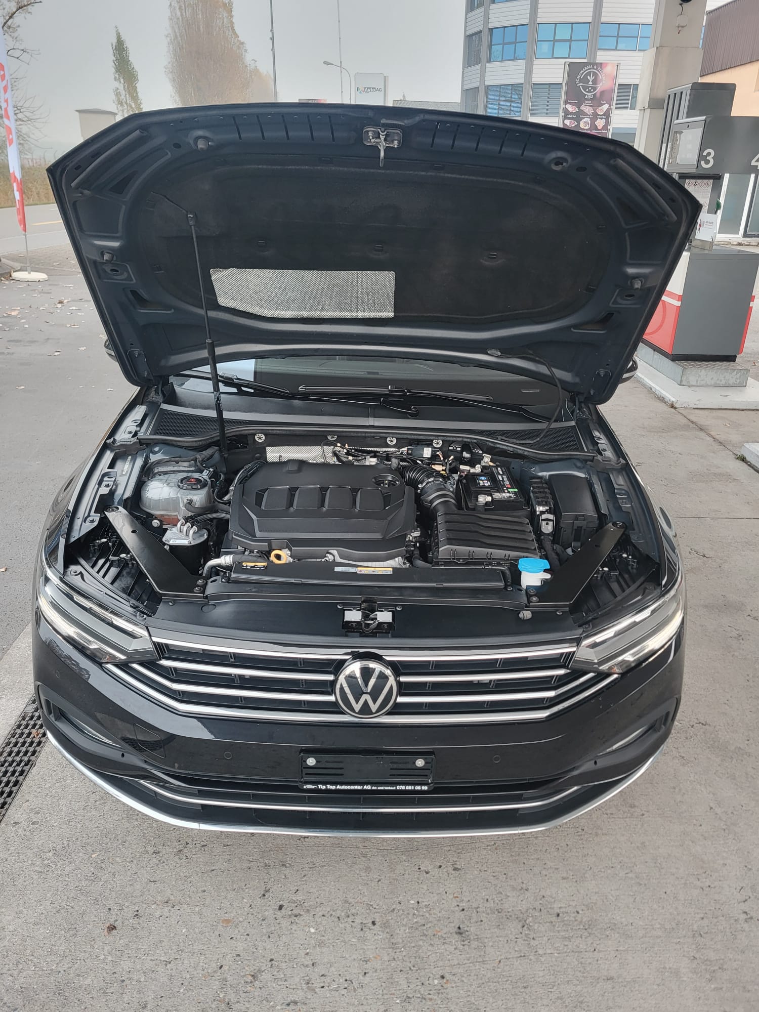 VW Passat 2.0 TDI BMT Business 4Motion DSG-image-6