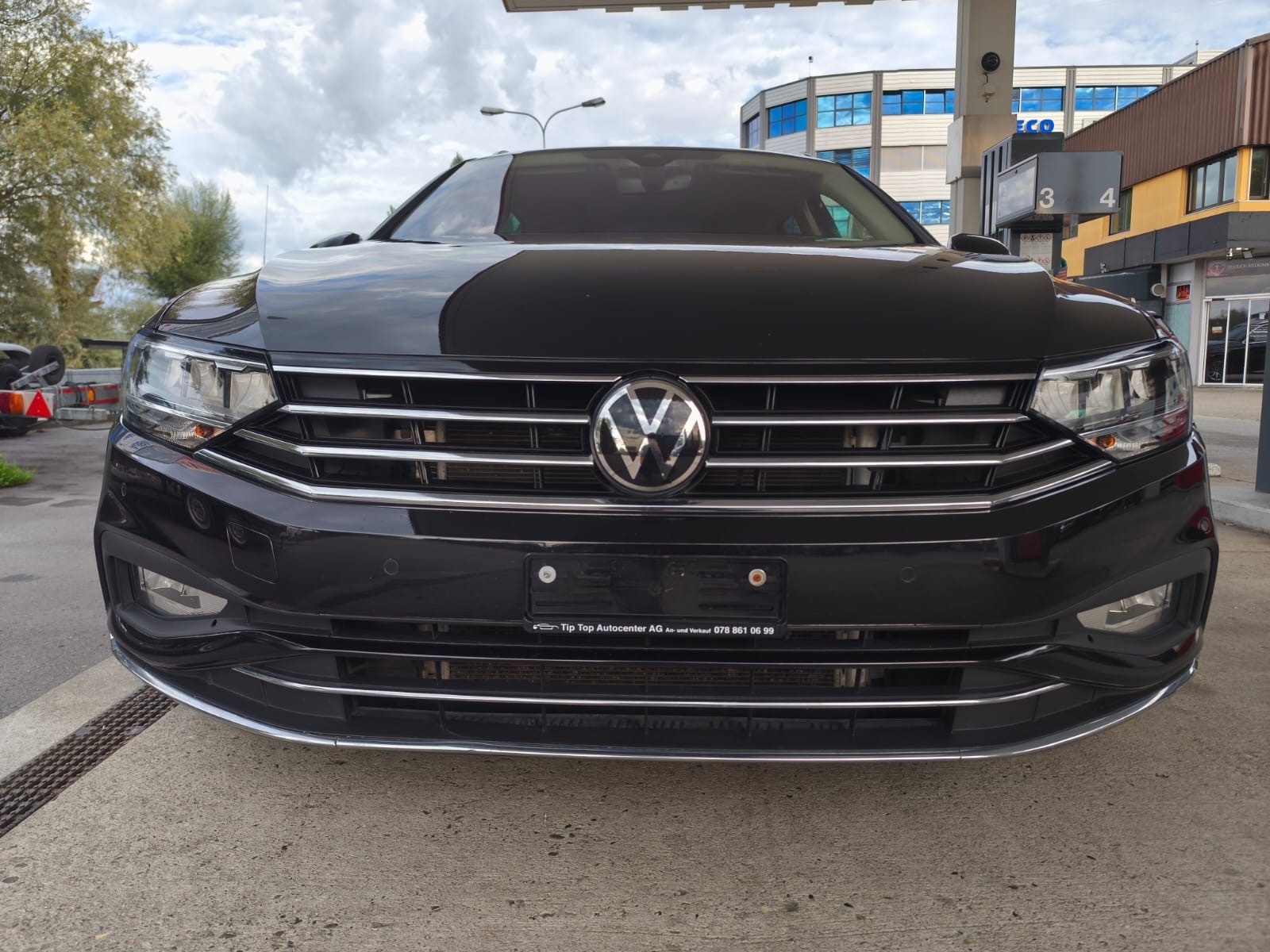 VW Passat 2.0 TDI BMT Business 4Motion DSG-image-11