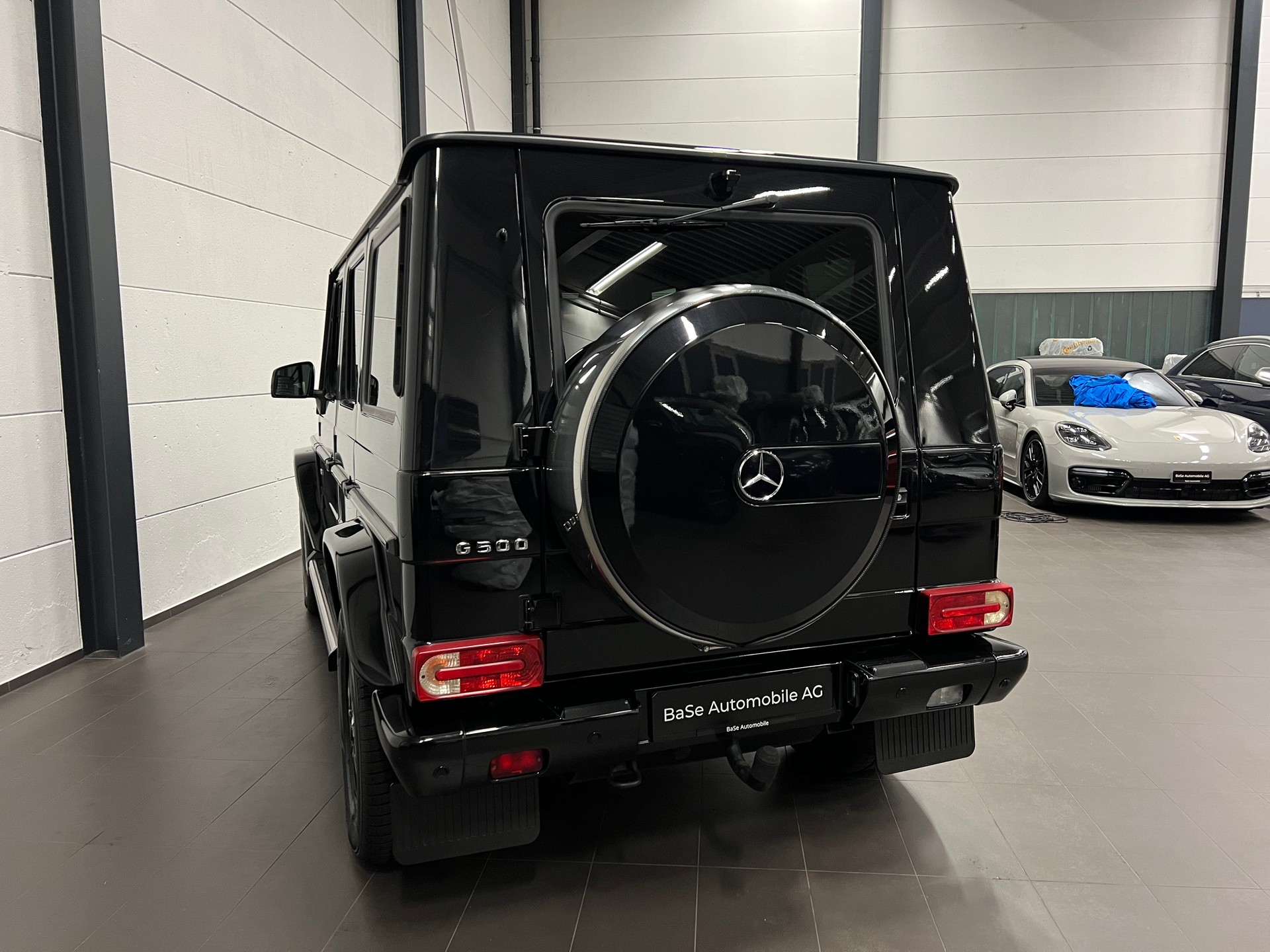 MERCEDES-BENZ G 500 Anniversary 7G-Tronic-image-14