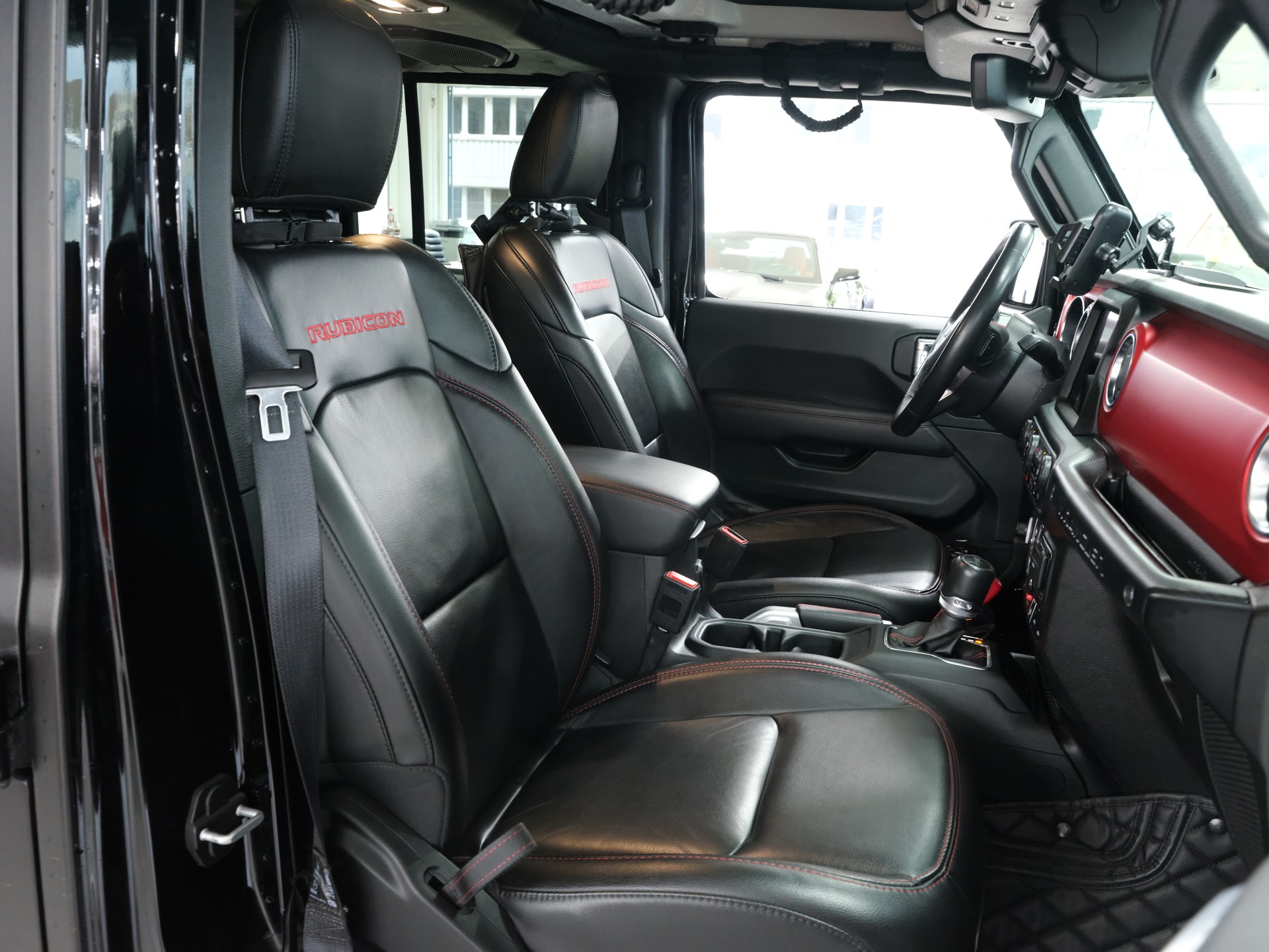 JEEP Wrangler 2.0 Unlimited Rubicon Automatic-image-13