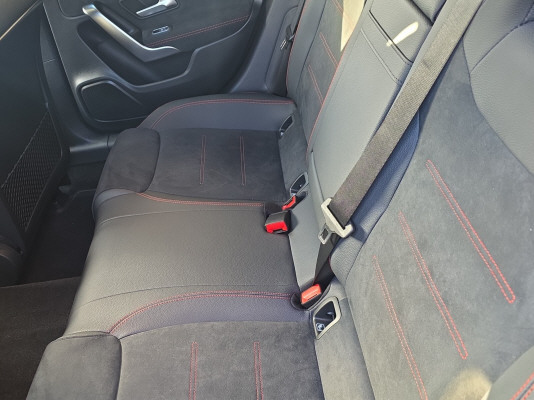 MERCEDES-BENZ A 200 7G-DCT-image-7