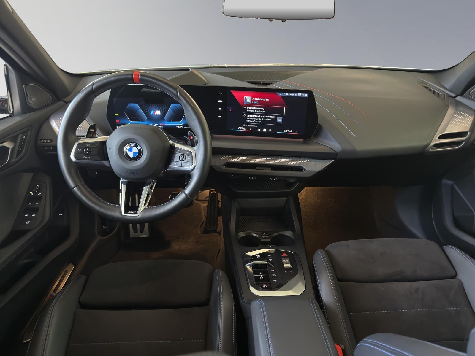 BMW M135i xDrive M-SportPaket Pro-image-8