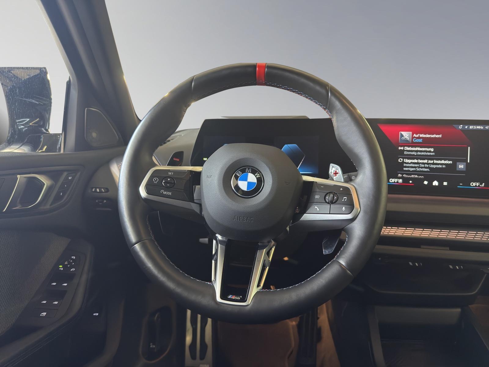 BMW M135i xDrive M-SportPaket Pro-image-9