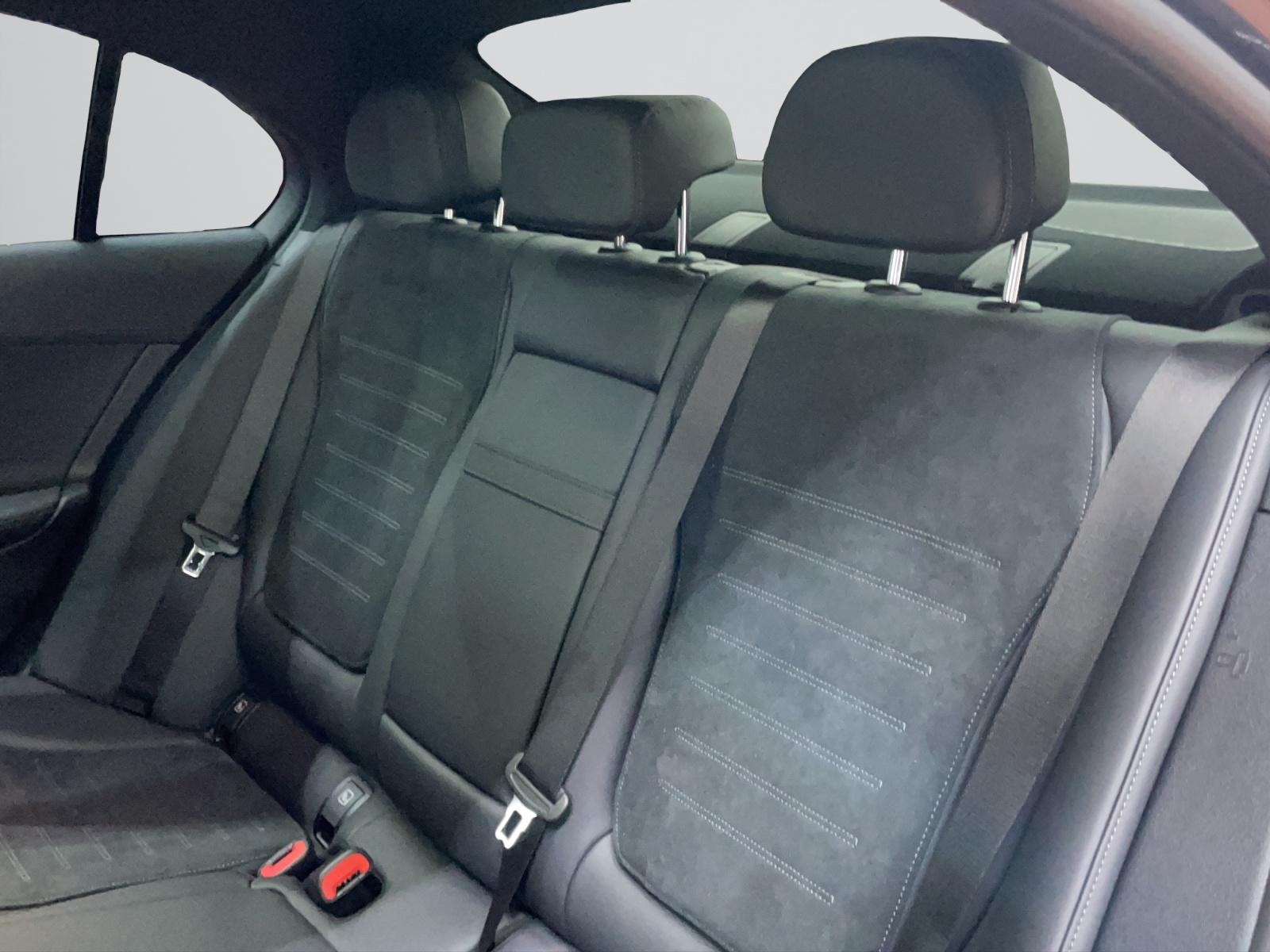MERCEDES-BENZ C 300 de 4MATIC Limousine AMG Line-image-7