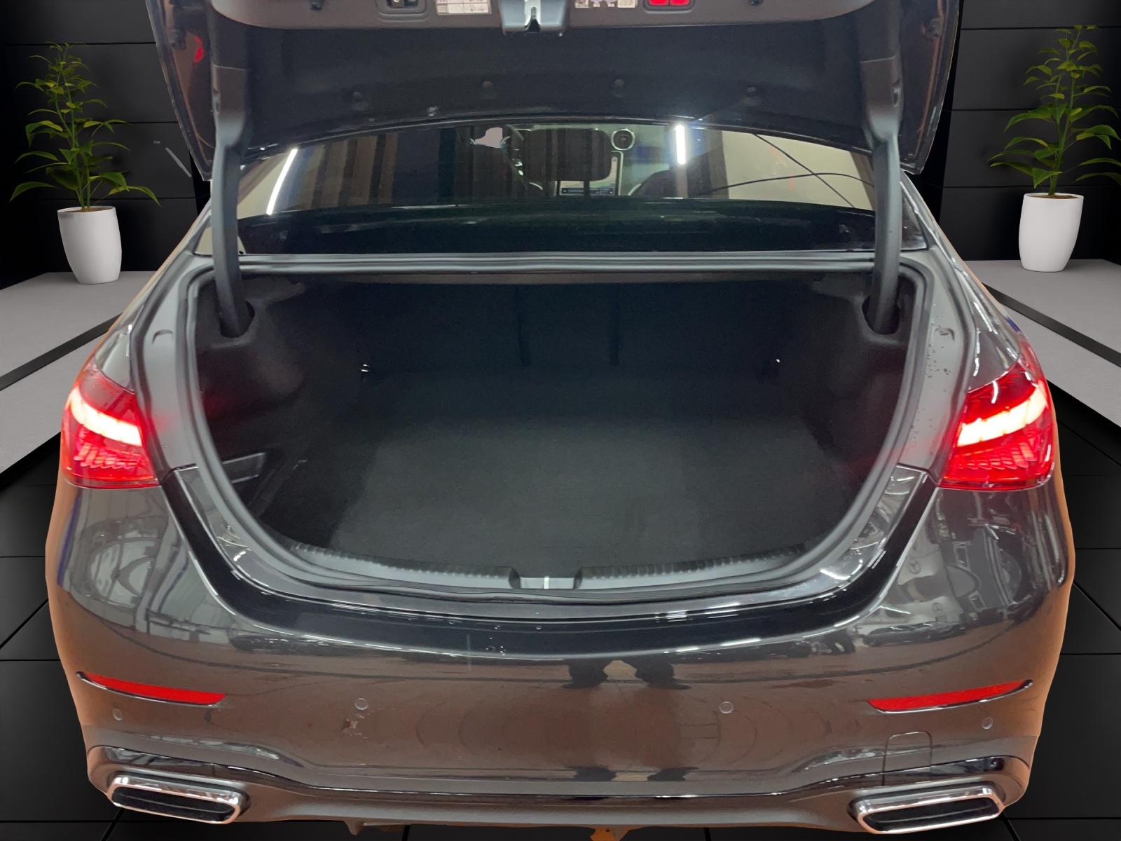MERCEDES-BENZ C 300 de 4MATIC Limousine AMG Line-image-8