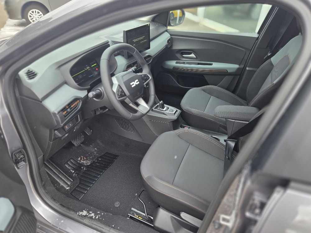 DACIA Jogger HEV 155 Extreme-image-6