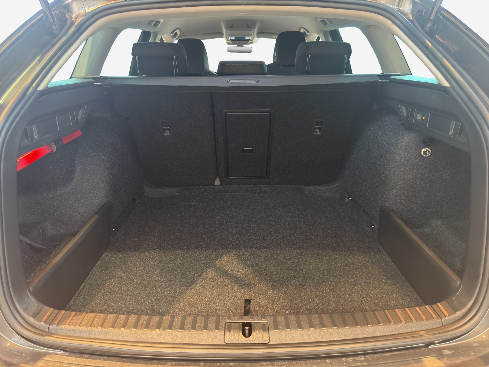 SKODA Octavia Combi 1.5 TSI mHEV DSG Dynamic-image-10